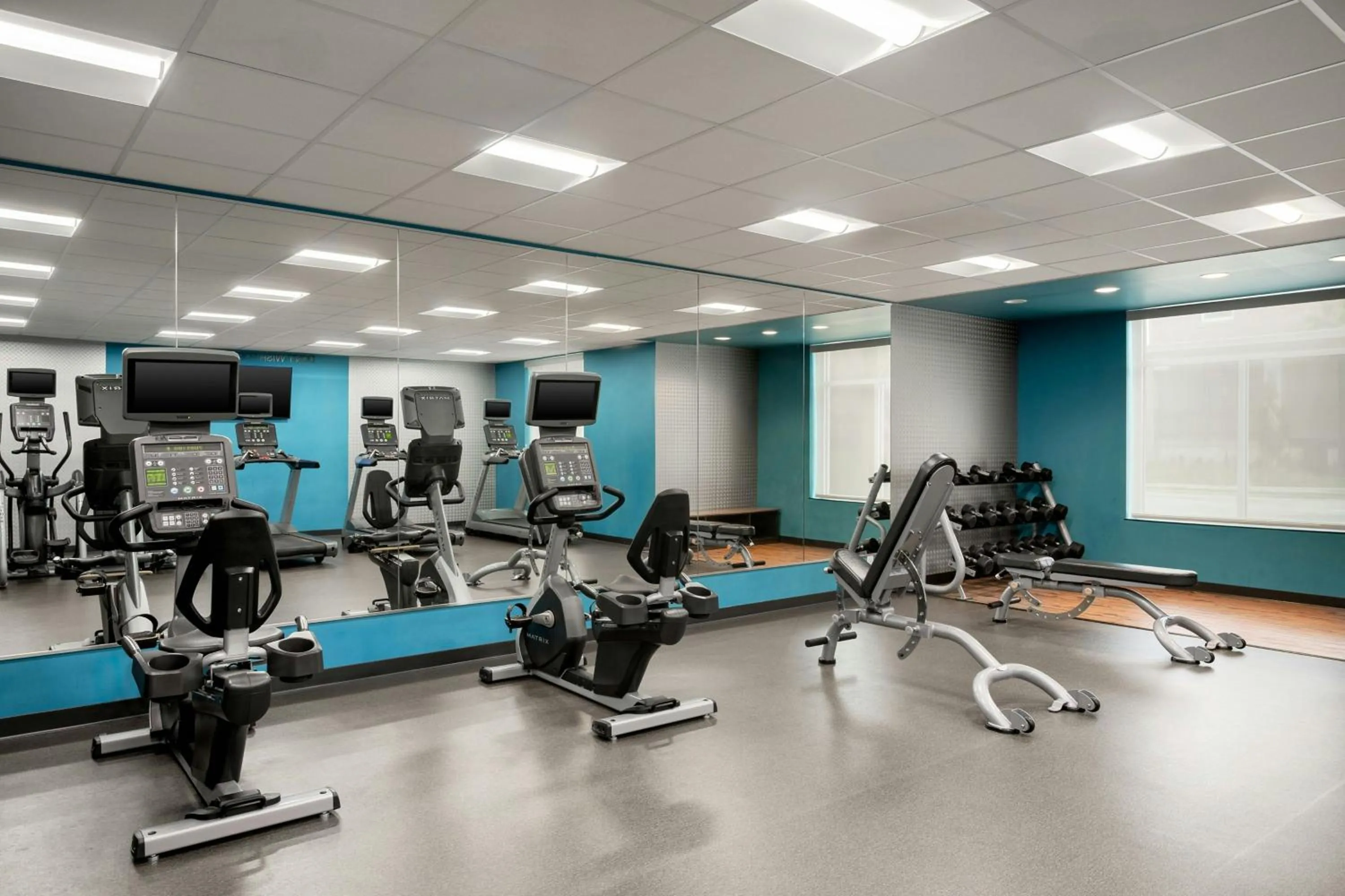 Fitness centre/facilities in Fairfield Inn & Suites by Marriott Cincinnati Uptown/University Area