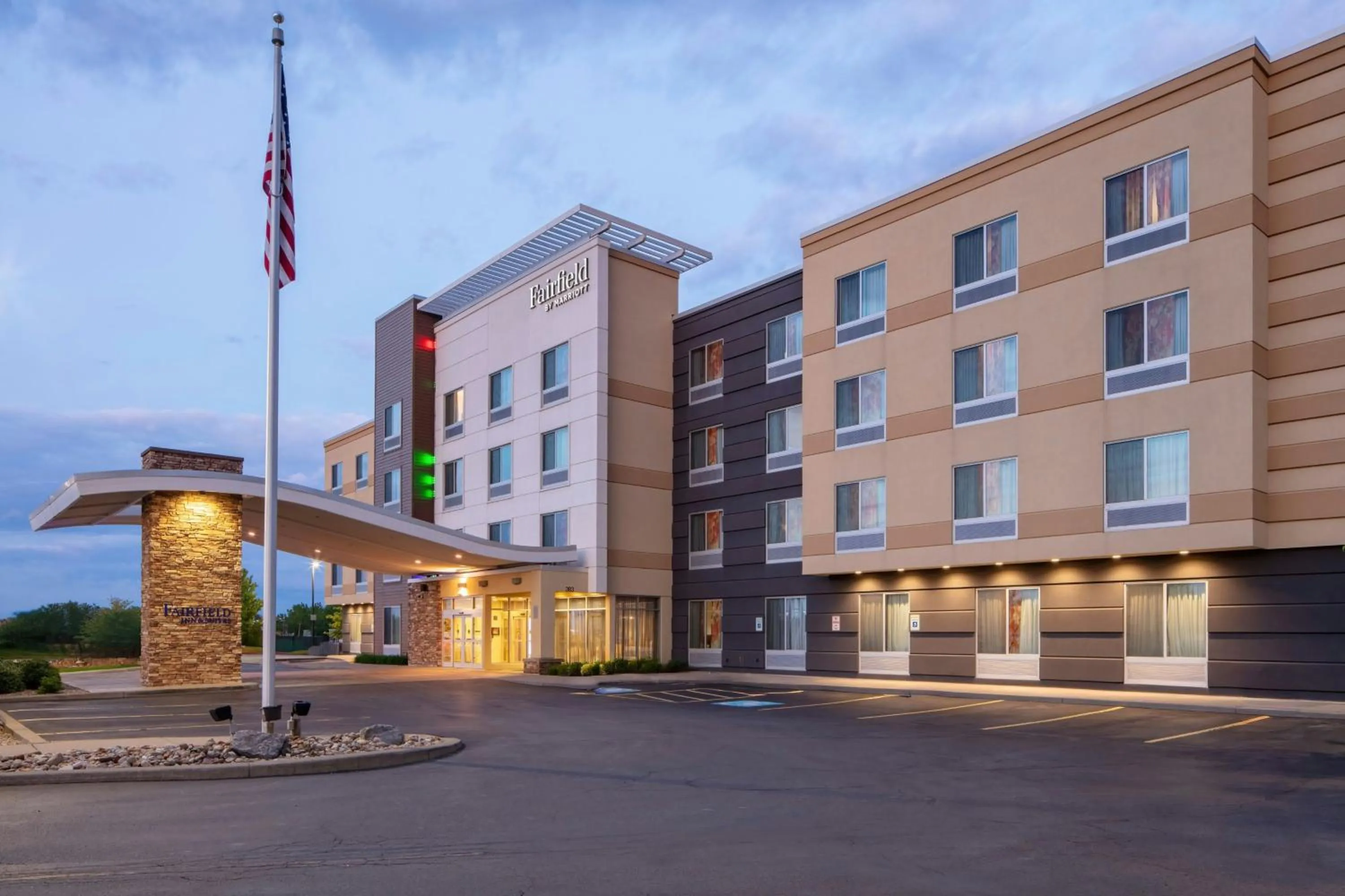 Property building in Fairfield Inn & Suites by Marriott Geneva Finger Lakes