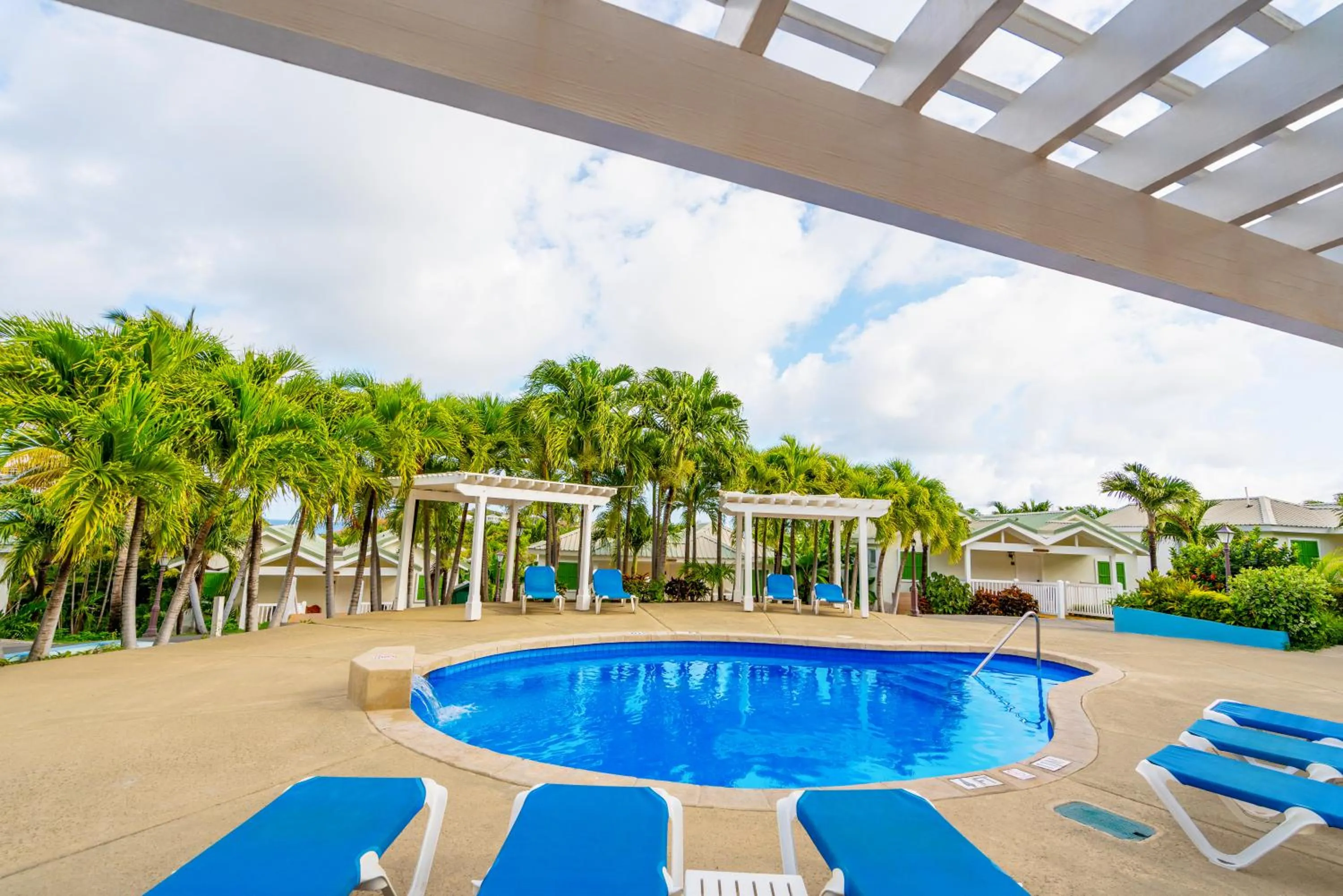 Swimming pool in The Verandah Antigua - All Inclusive - Adults Only