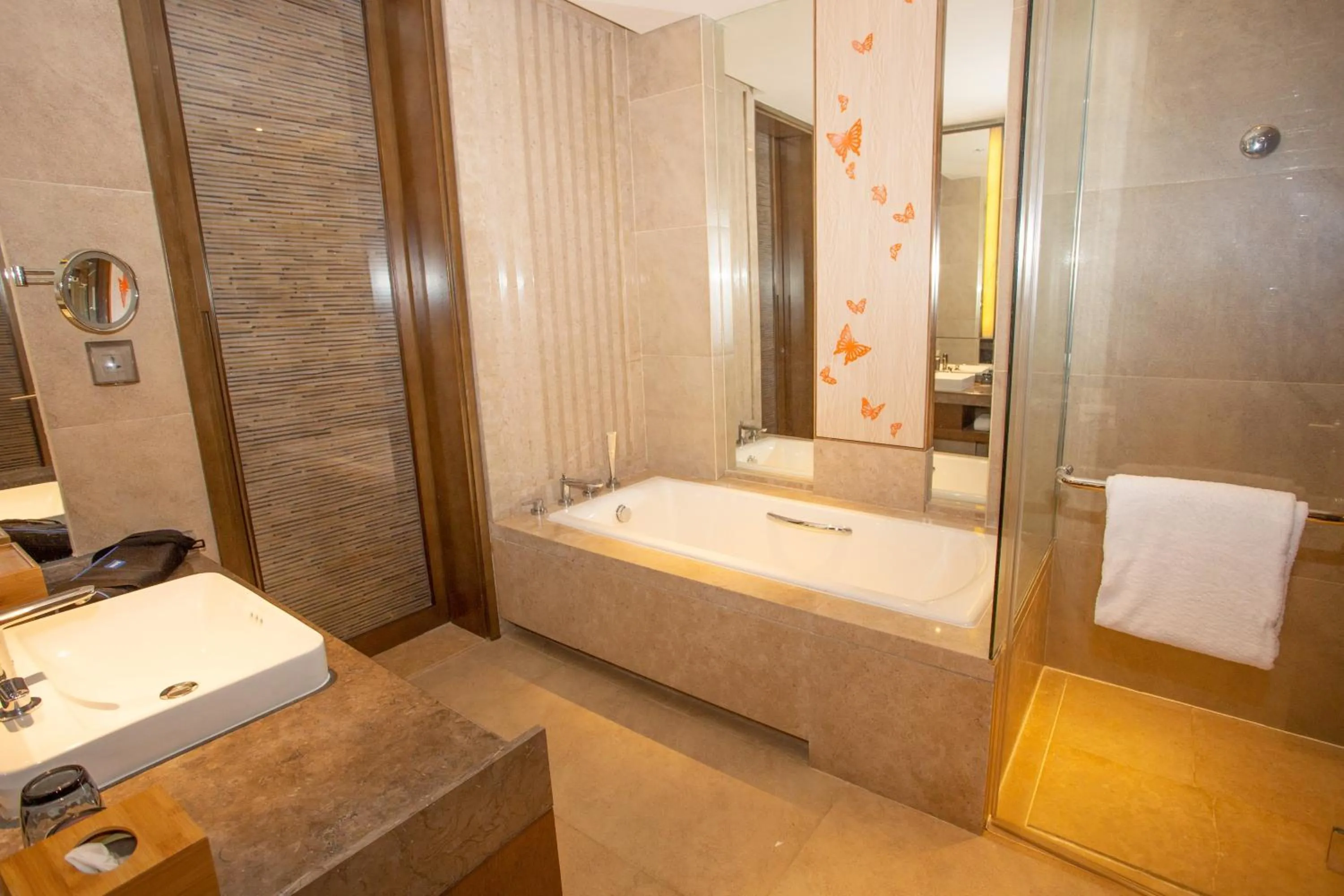 Shower in Marriott Resort Xiangshui Bay