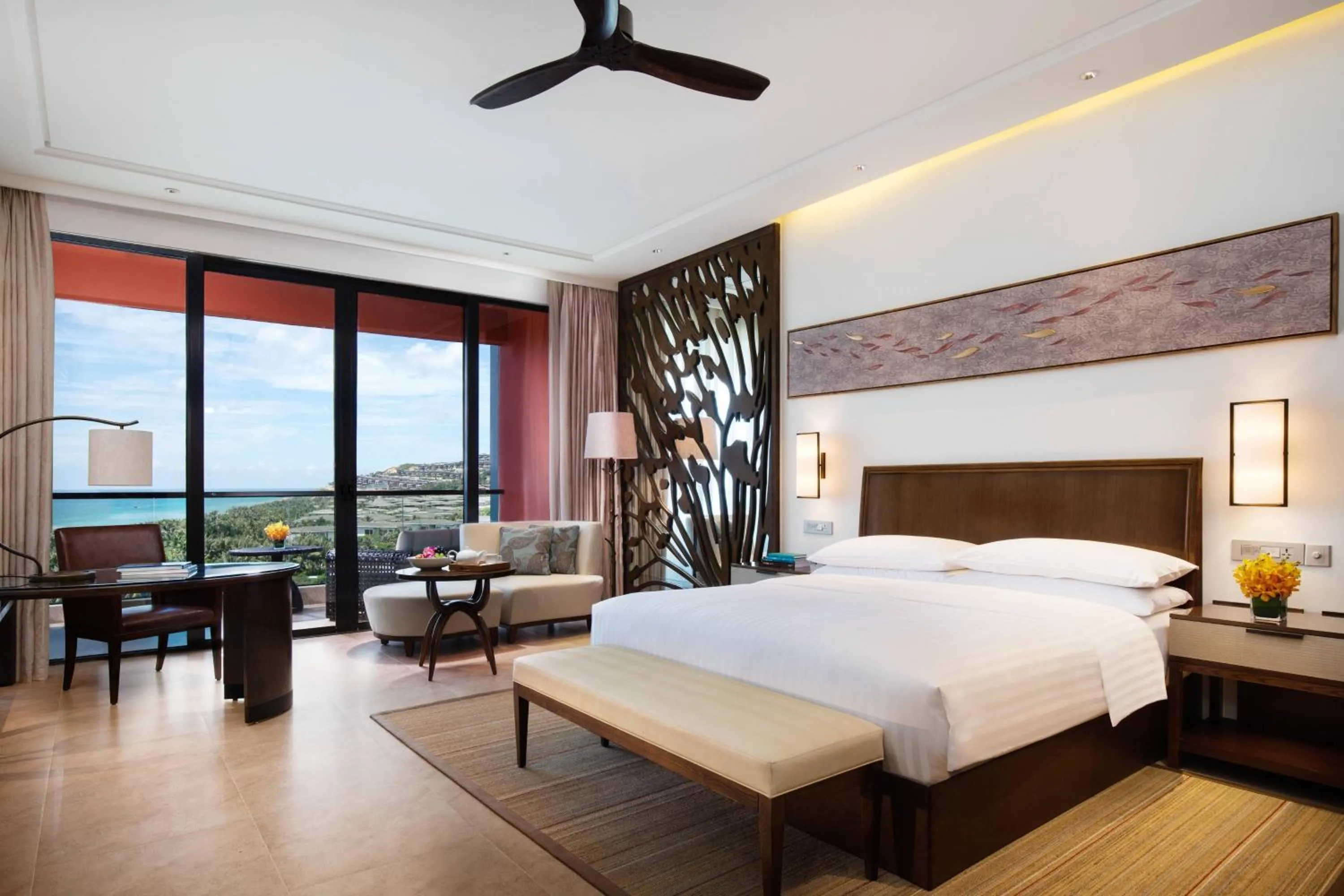 Photo of the whole room, Bed in Marriott Resort Xiangshui Bay