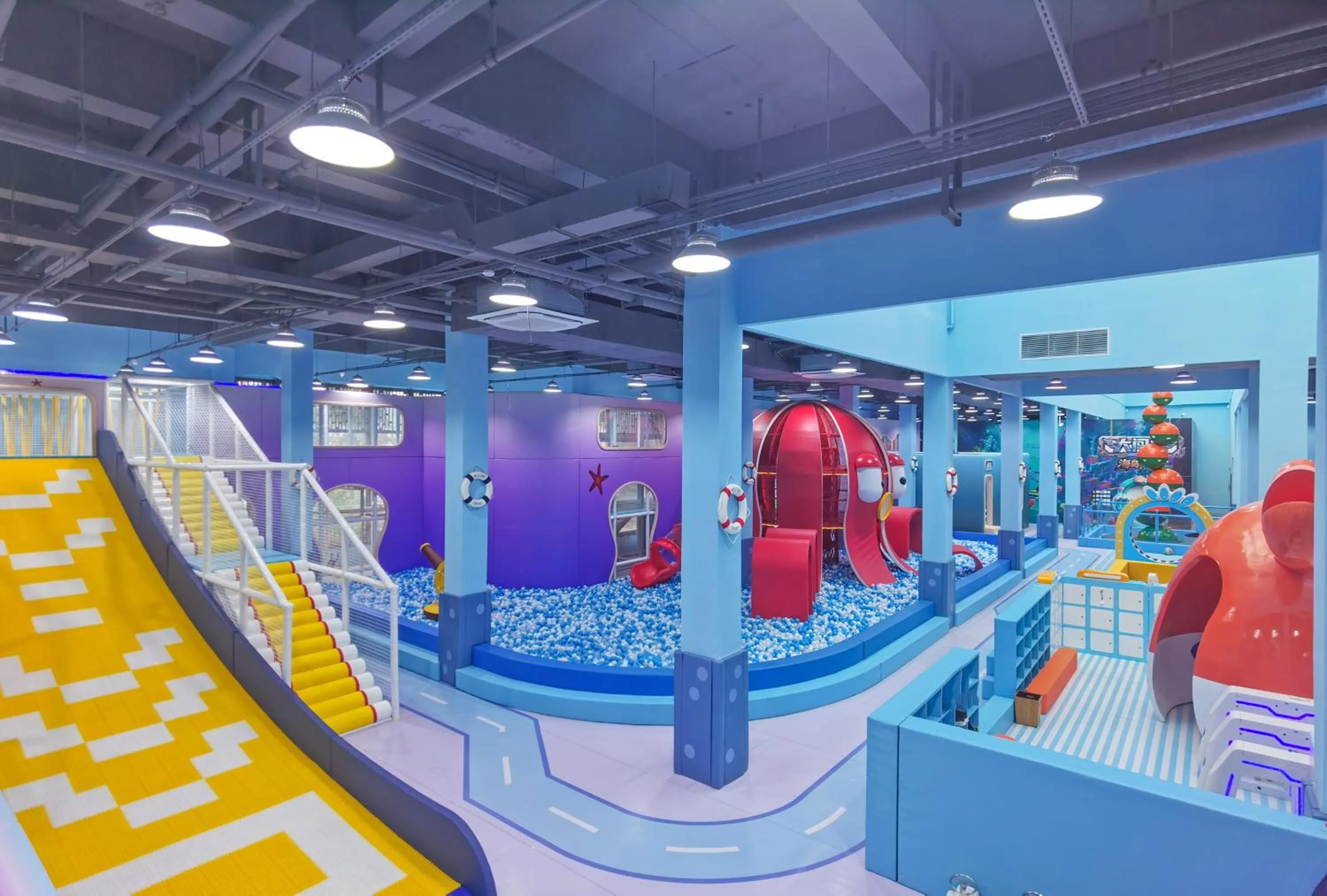 Children play ground in Marriott Resort Xiangshui Bay