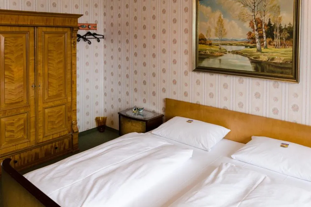 Bed in Hotel Rosenhof