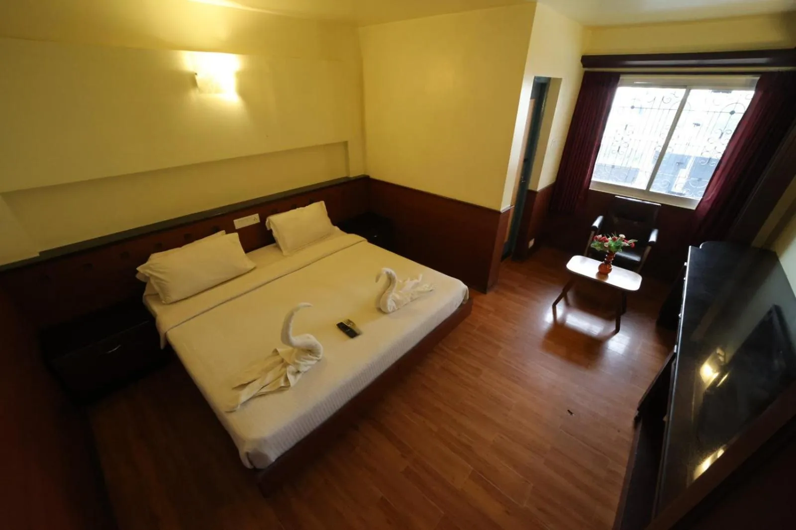 Bedroom, Bed in Jayaraj Residency