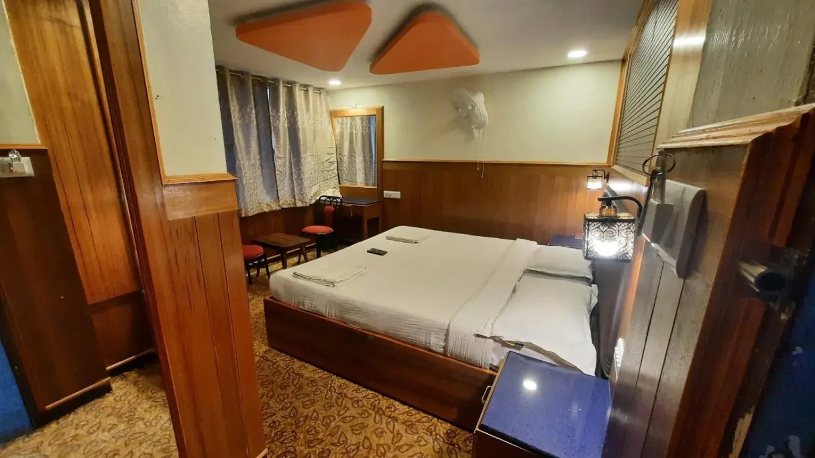 Bedroom in Jayaraj Residency Bedroom in Jayaraj Residency