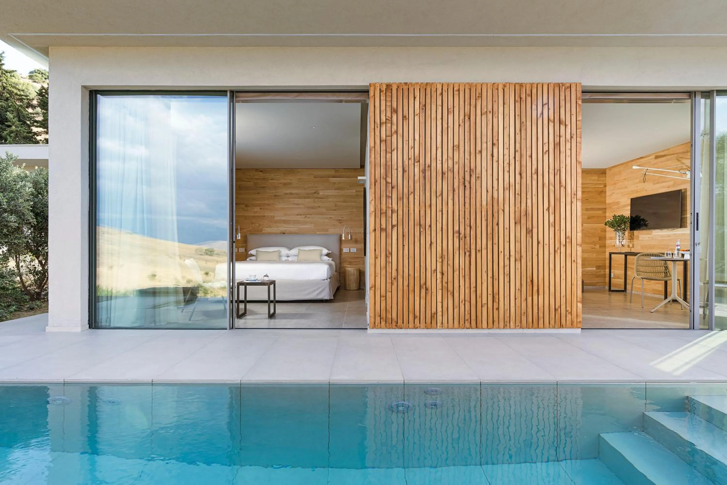 Swimming pool in Rocca dei Saraceni