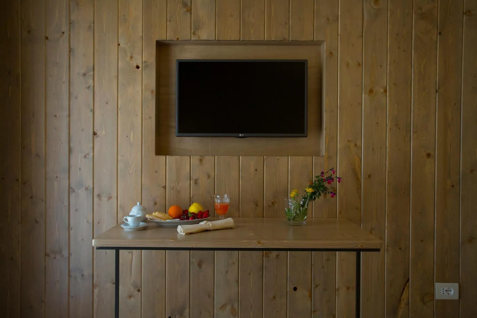 Decorative detail in Rocca dei Saraceni