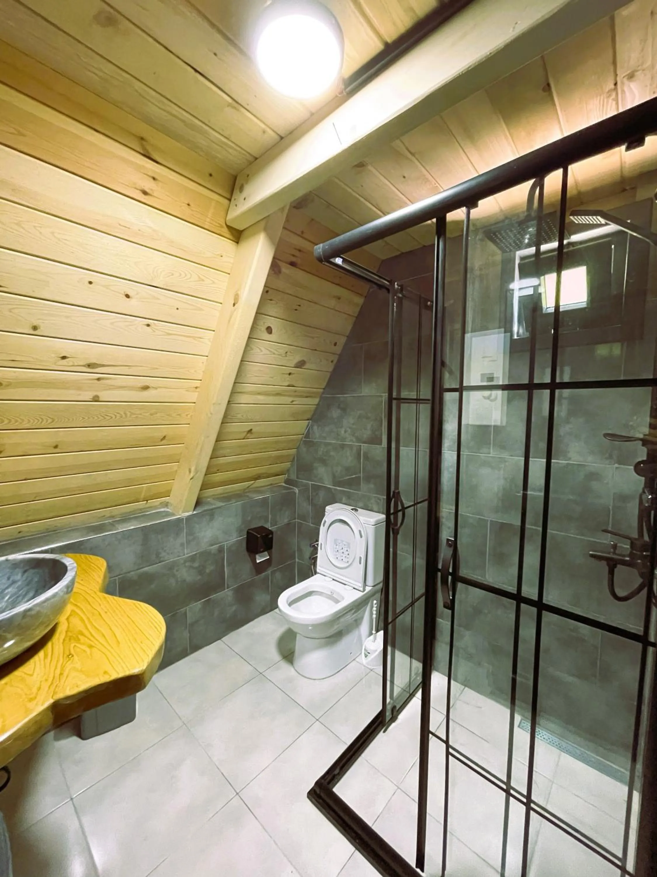 Bathroom in Tanura Bungalows