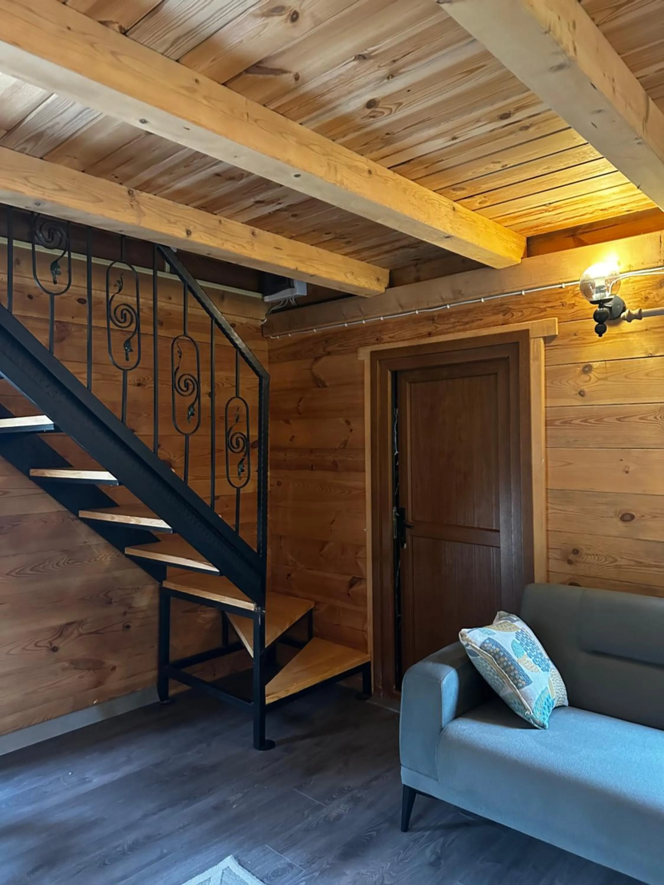 Seating area in Tanura Bungalows