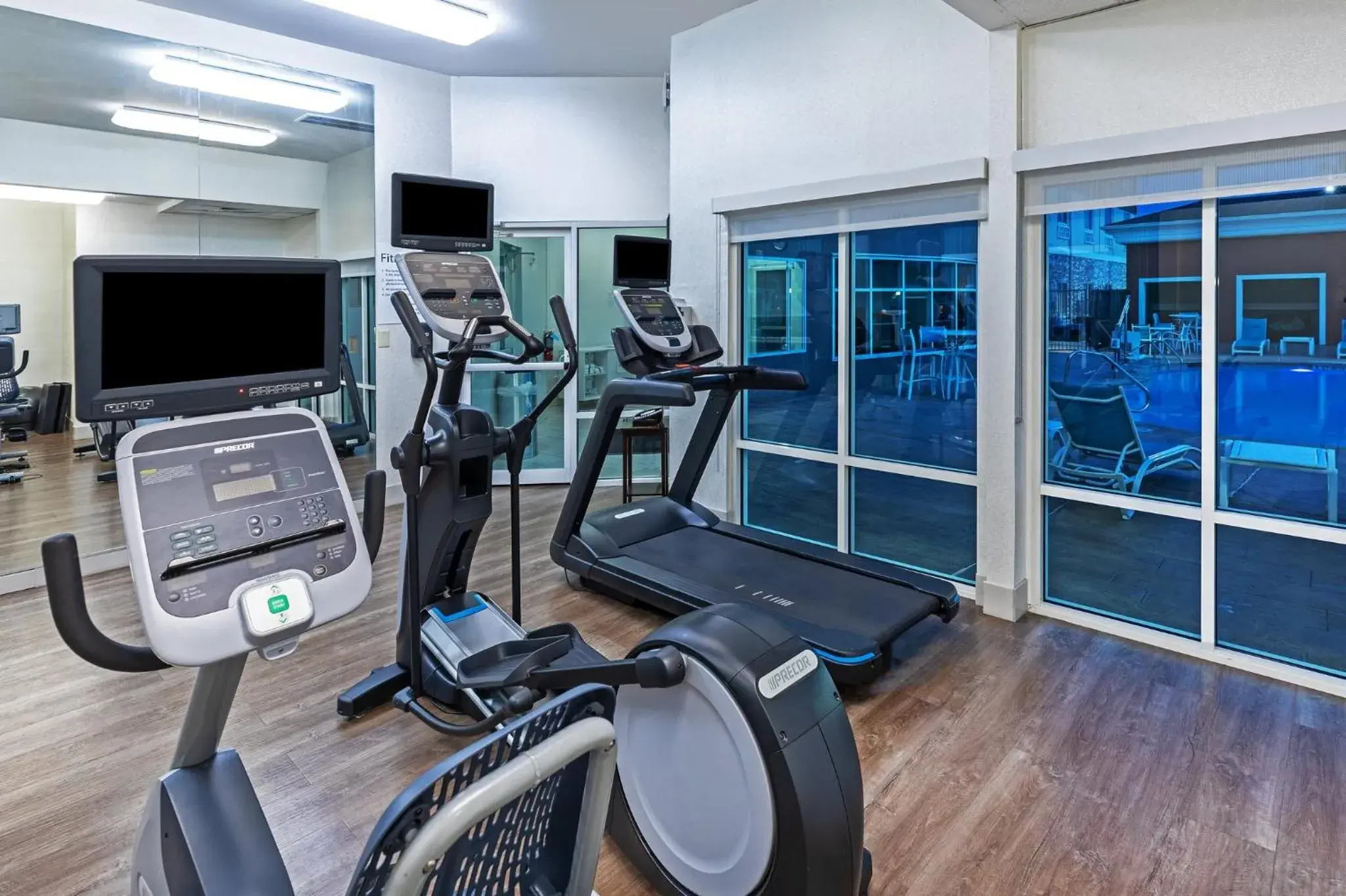 Fitness centre/facilities in Holiday Inn Express Houston Space Center-Clear Lake by IHG Fitness centre/facilities in Holiday Inn Express Houston Space Center-Clear Lake by IHG