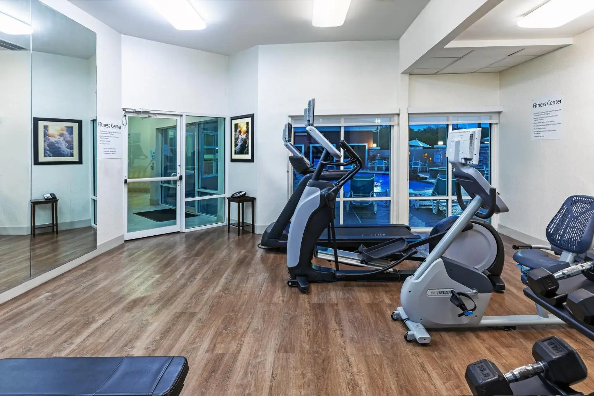 Fitness centre/facilities in Holiday Inn Express Houston Space Center-Clear Lake by IHG Fitness centre/facilities in Holiday Inn Express Houston Space Center-Clear Lake by IHG