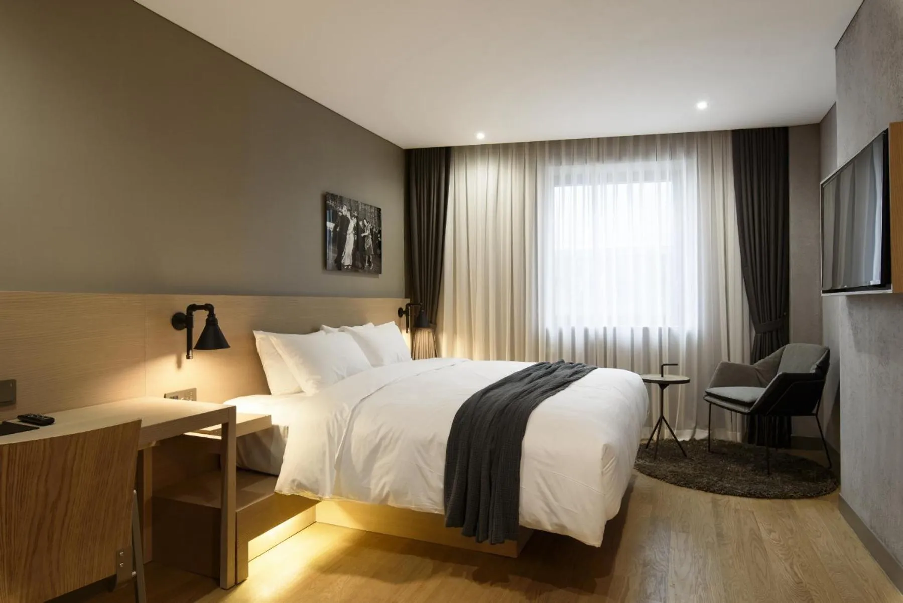 Bedroom, Bed in Hotel28 Myeongdong