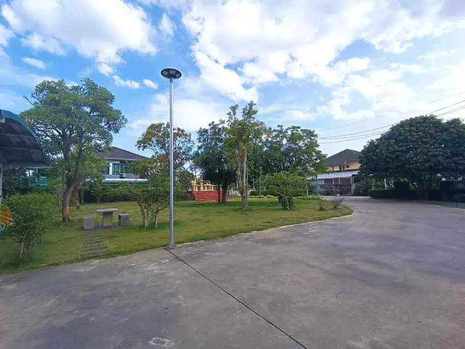 Facade/entrance in Sabai Palace Facade/entrance in Sabai Palace