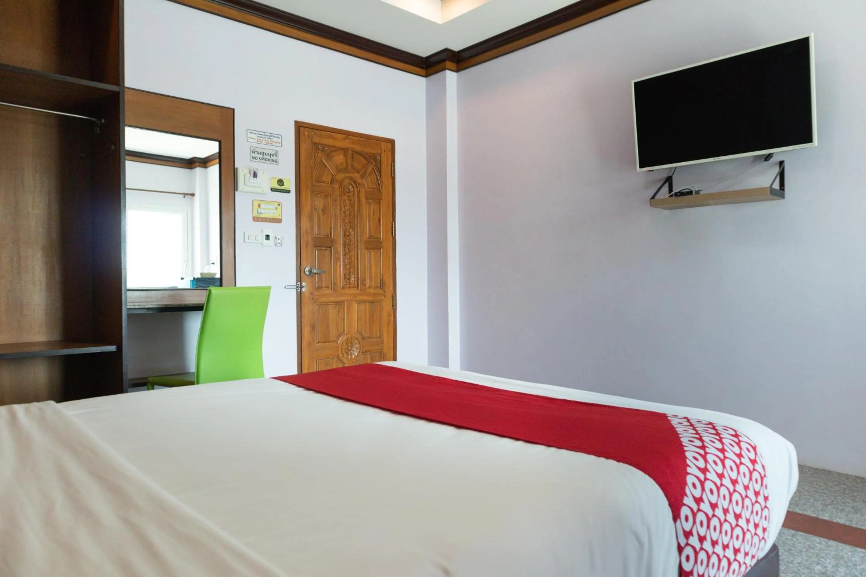 Bedroom in Sabai Palace