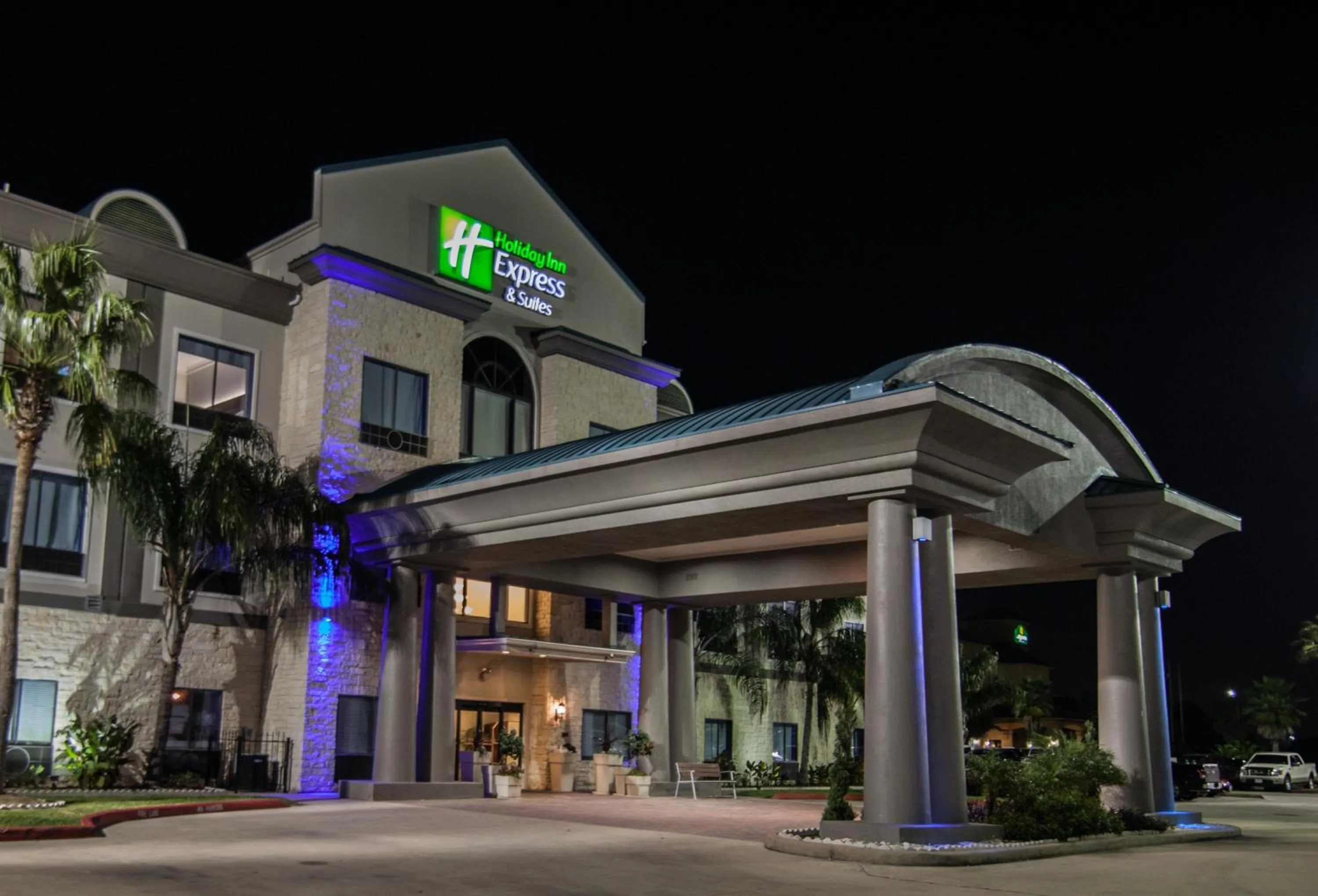 Property building in Holiday Inn Express Houston-Alvin by IHG