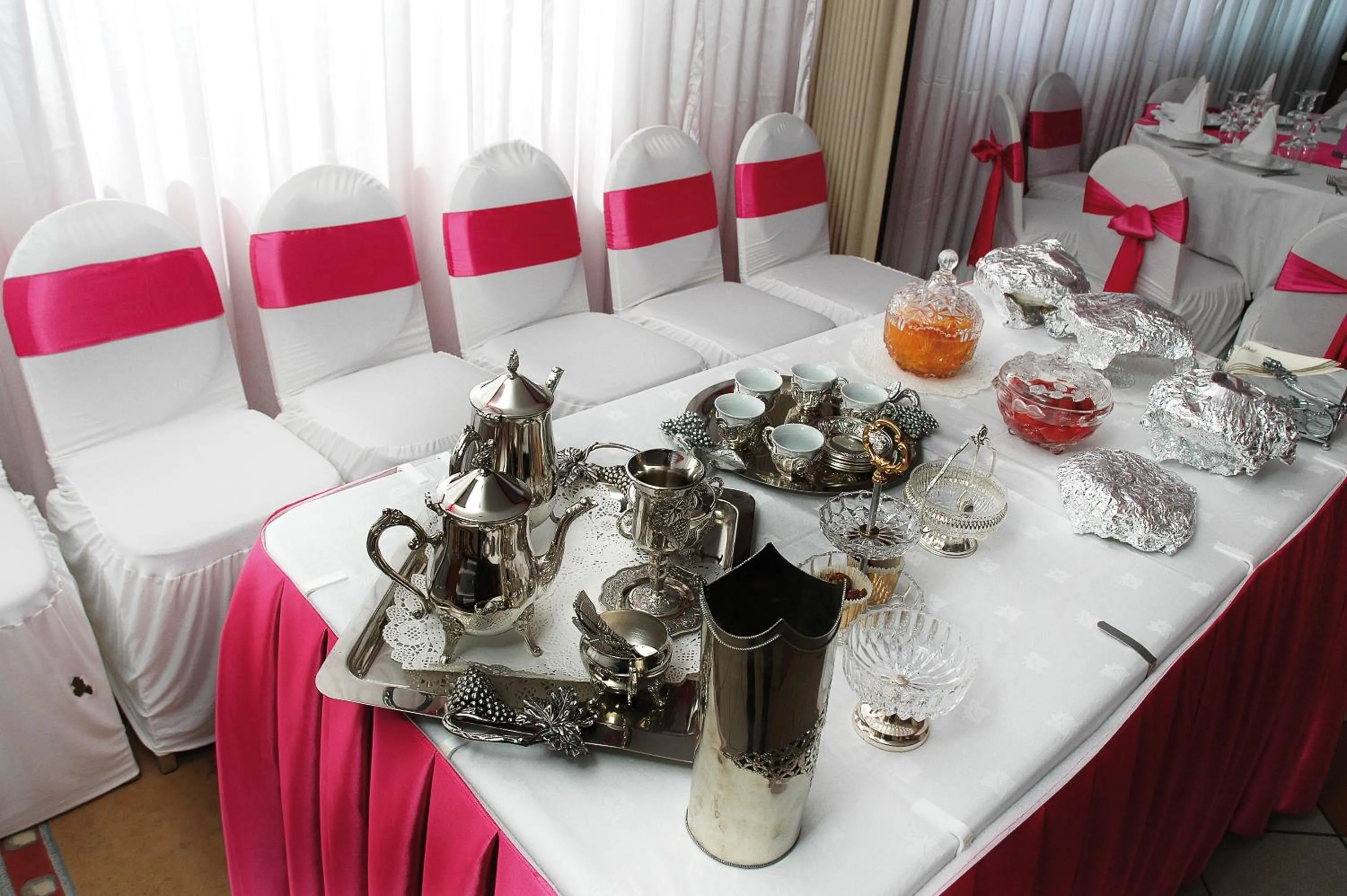 Banquet/Function facilities in Le Cheval Noir Hôtel Paris Pantin