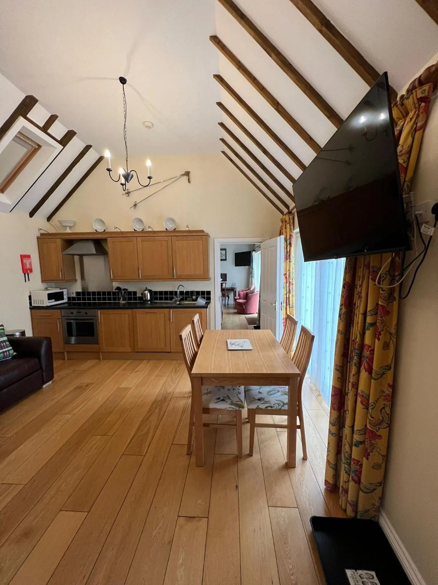 Dining area in Church Hill Farm