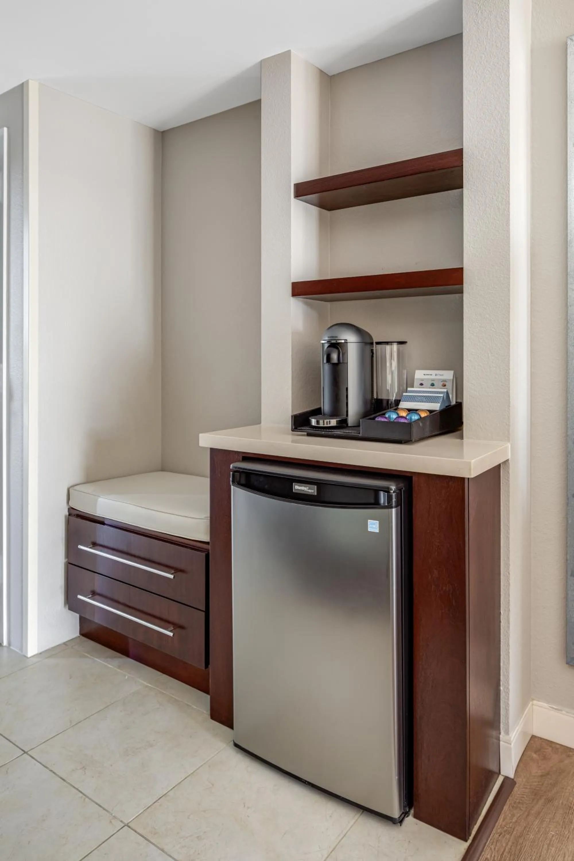 Coffee/tea facilities in Delray Sands Resort