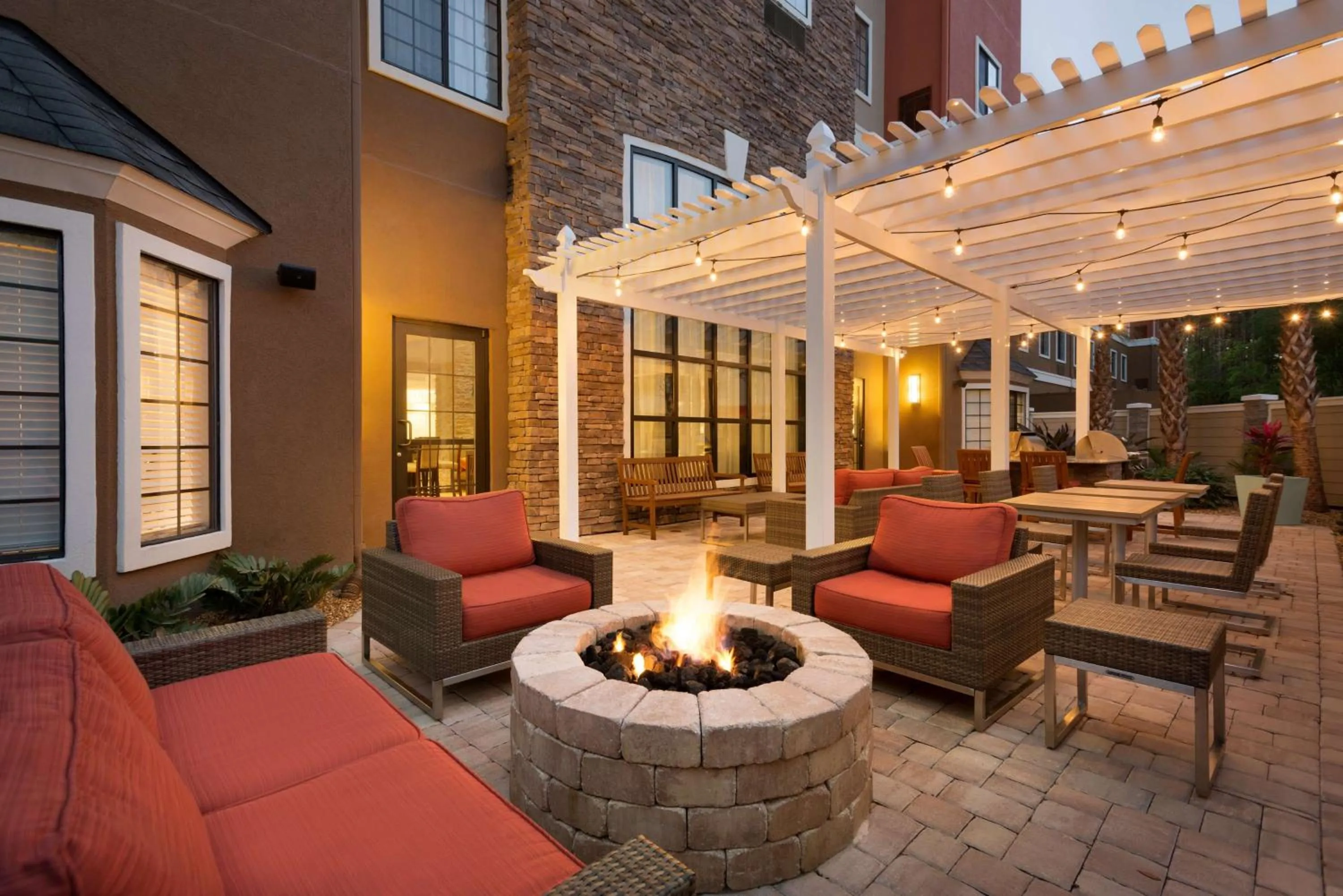 Patio in Homewood Suites Jacksonville Deerwood Park