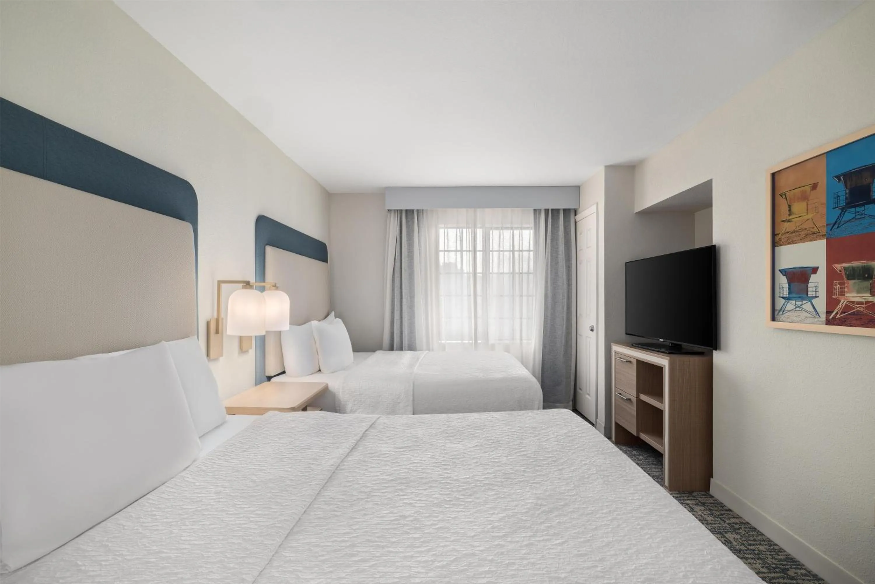 Bed in Homewood Suites Jacksonville Deerwood Park