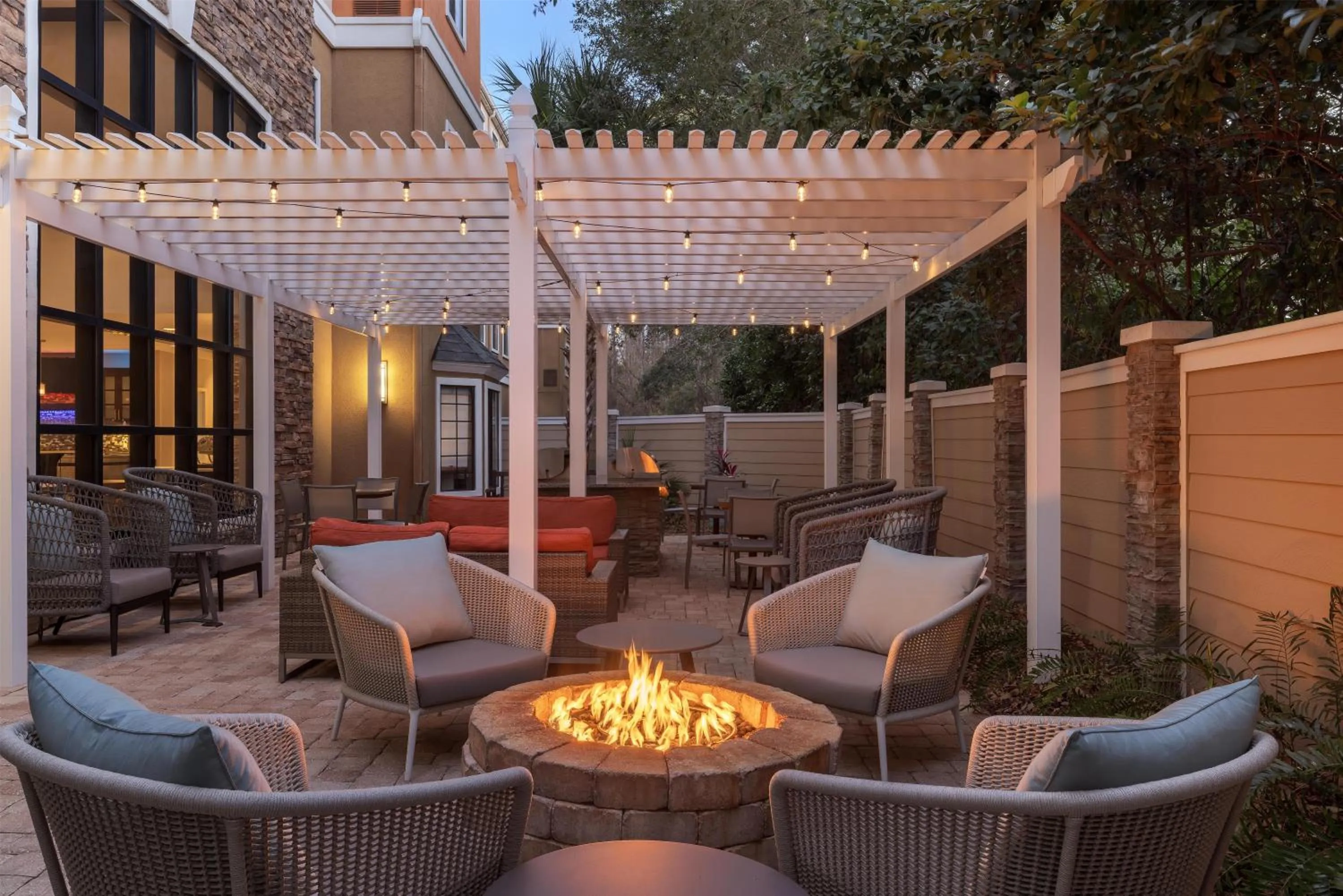 Patio in Homewood Suites Jacksonville Deerwood Park