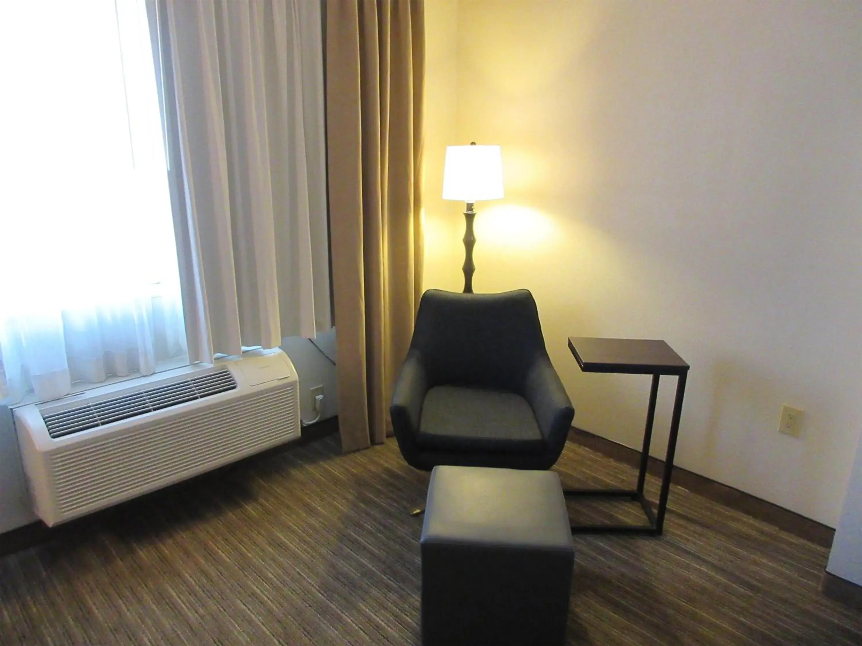 Queen Room with Two Queen Beds and Shower - Non-Smoking in Best Western Champions Forest Inn and Suites Queen Room with Two Queen Beds and Shower - Non-Smoking in Best Western Champions Forest Inn and Suites