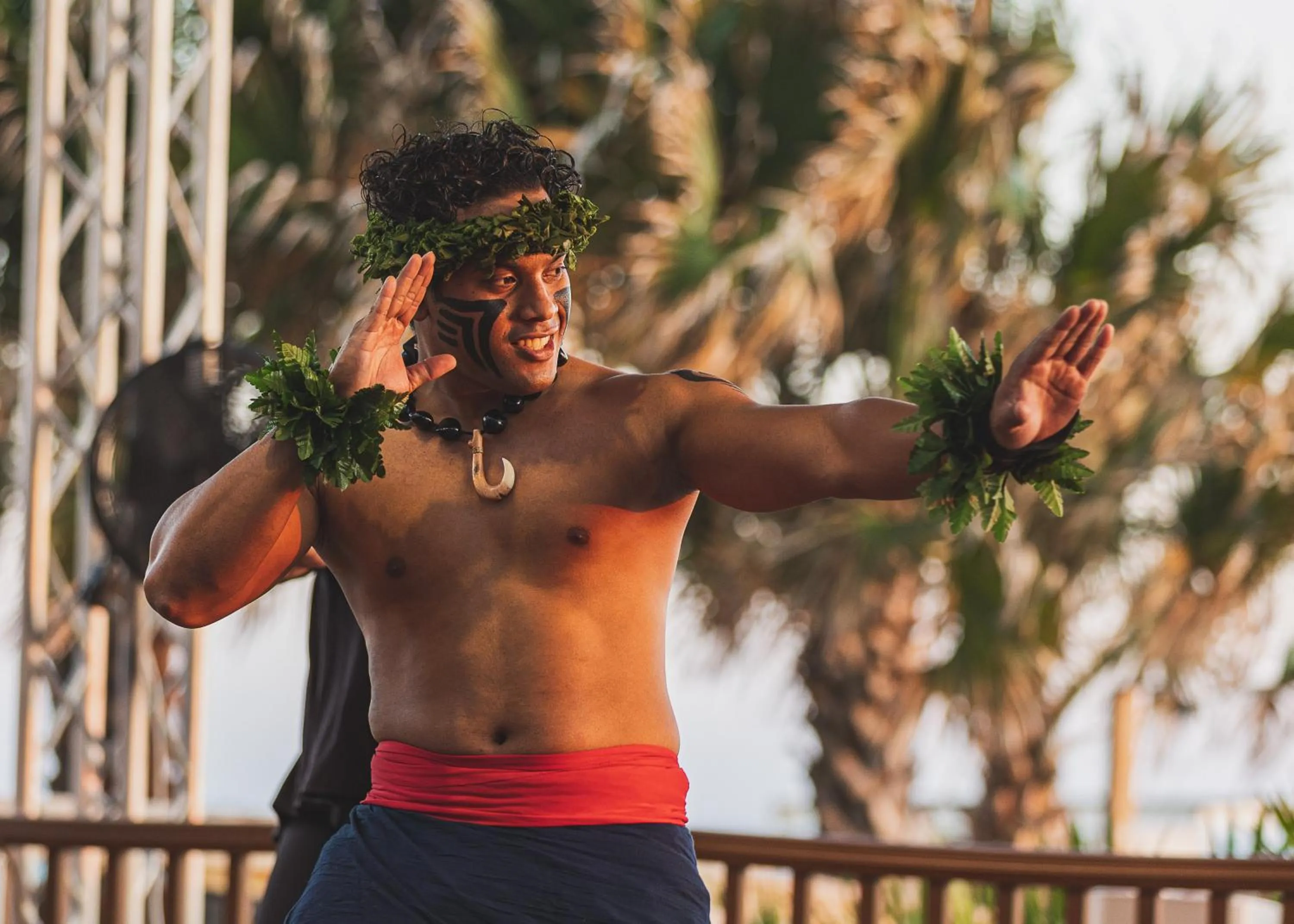 Evening entertainment in Holiday Inn Resort Panama City Beach by IHG