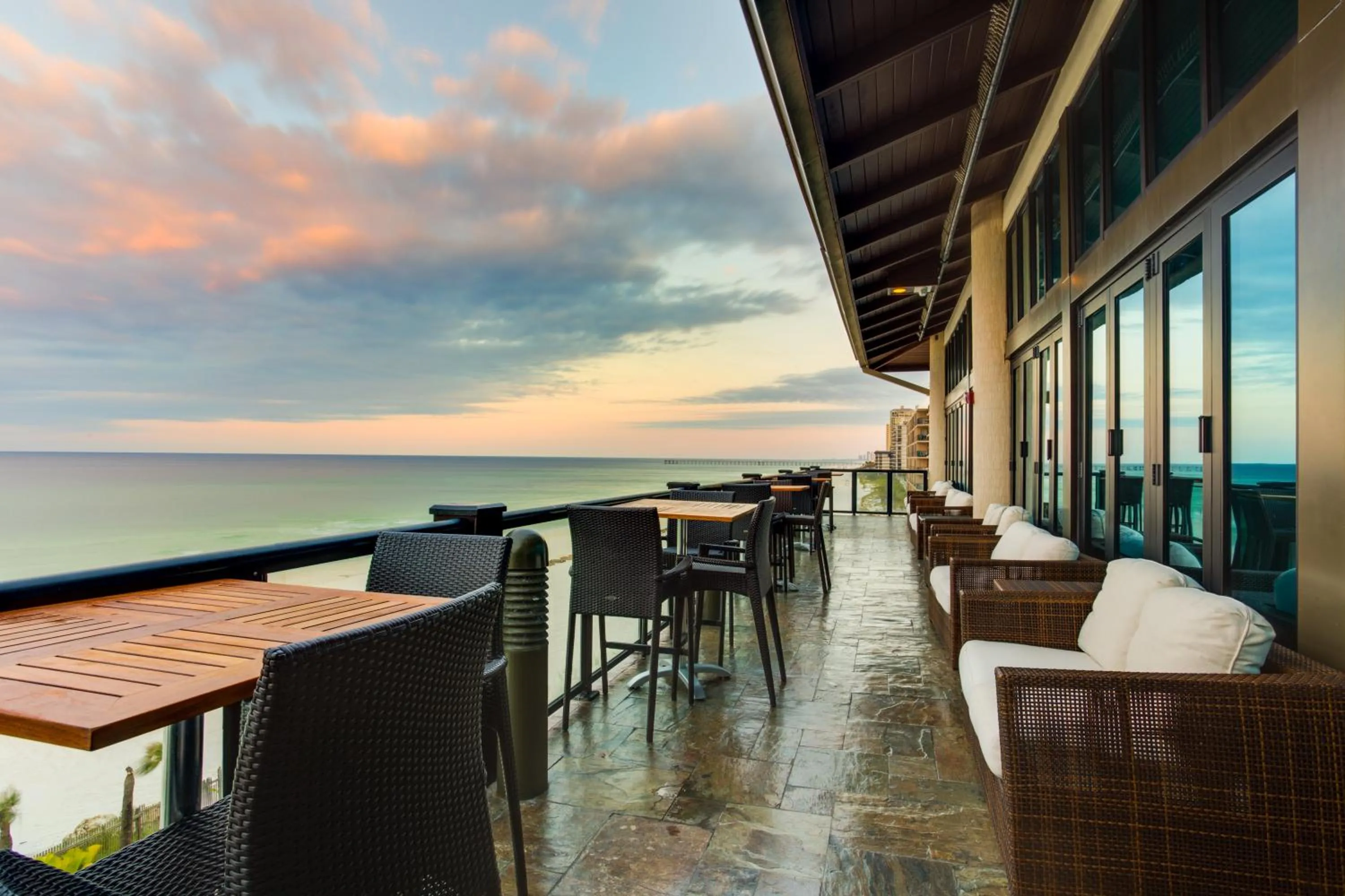 Meeting/conference room in Holiday Inn Resort Panama City Beach by IHG