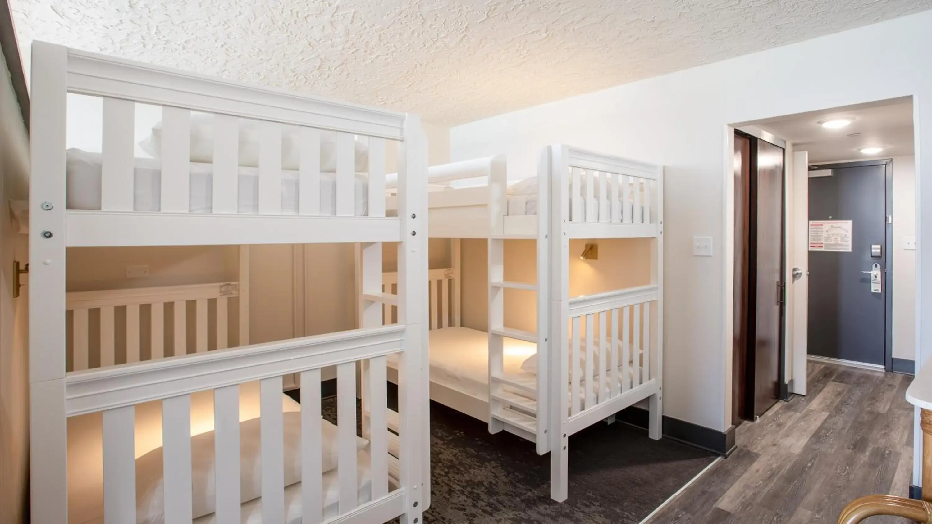 Queen Room with 2 Bunk Beds Oceanfront in Holiday Inn Resort Panama City Beach by IHG Queen Room with 2 Bunk Beds Oceanfront in Holiday Inn Resort Panama City Beach by IHG