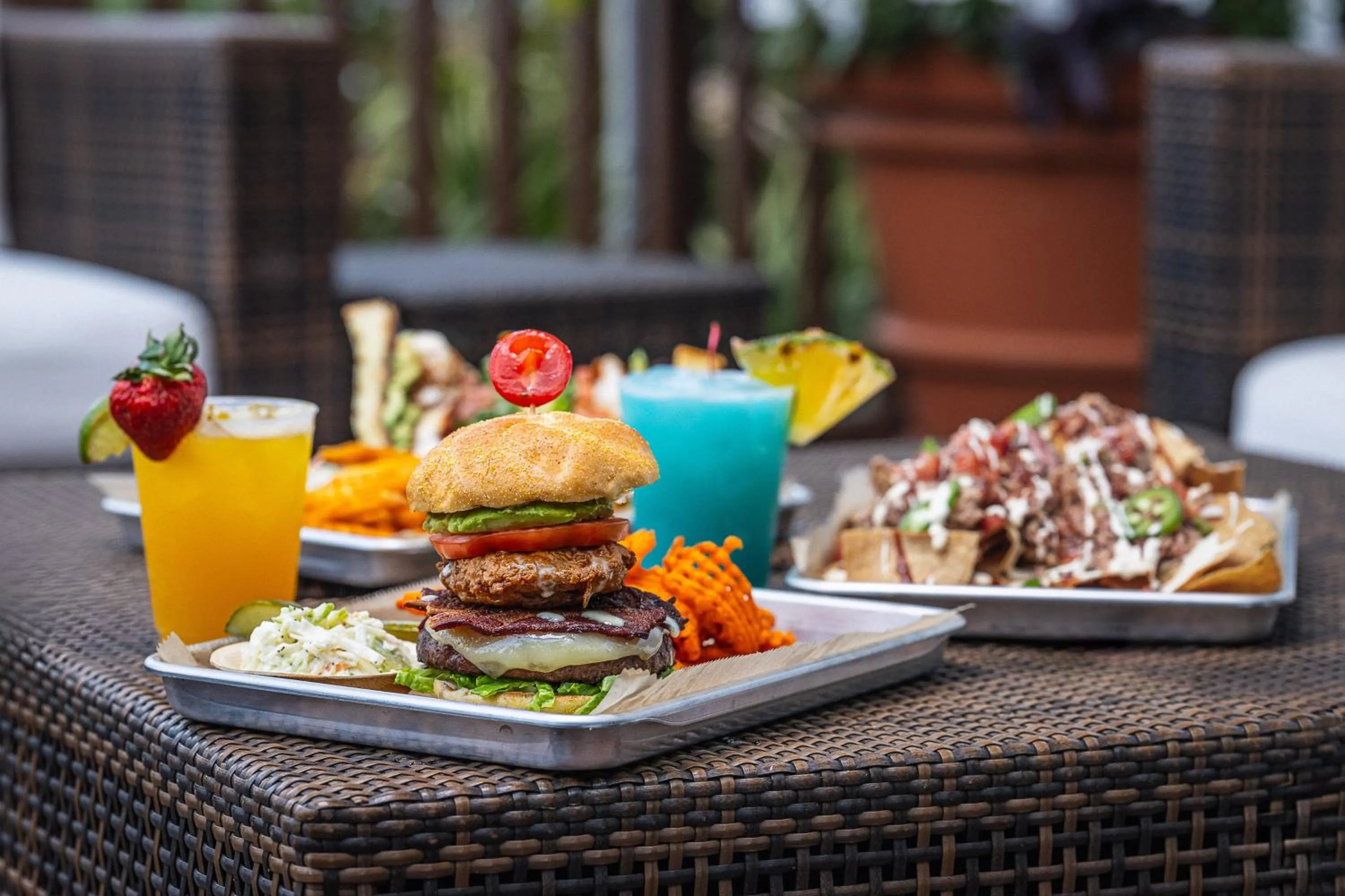 Restaurant/places to eat in Holiday Inn Resort Panama City Beach by IHG