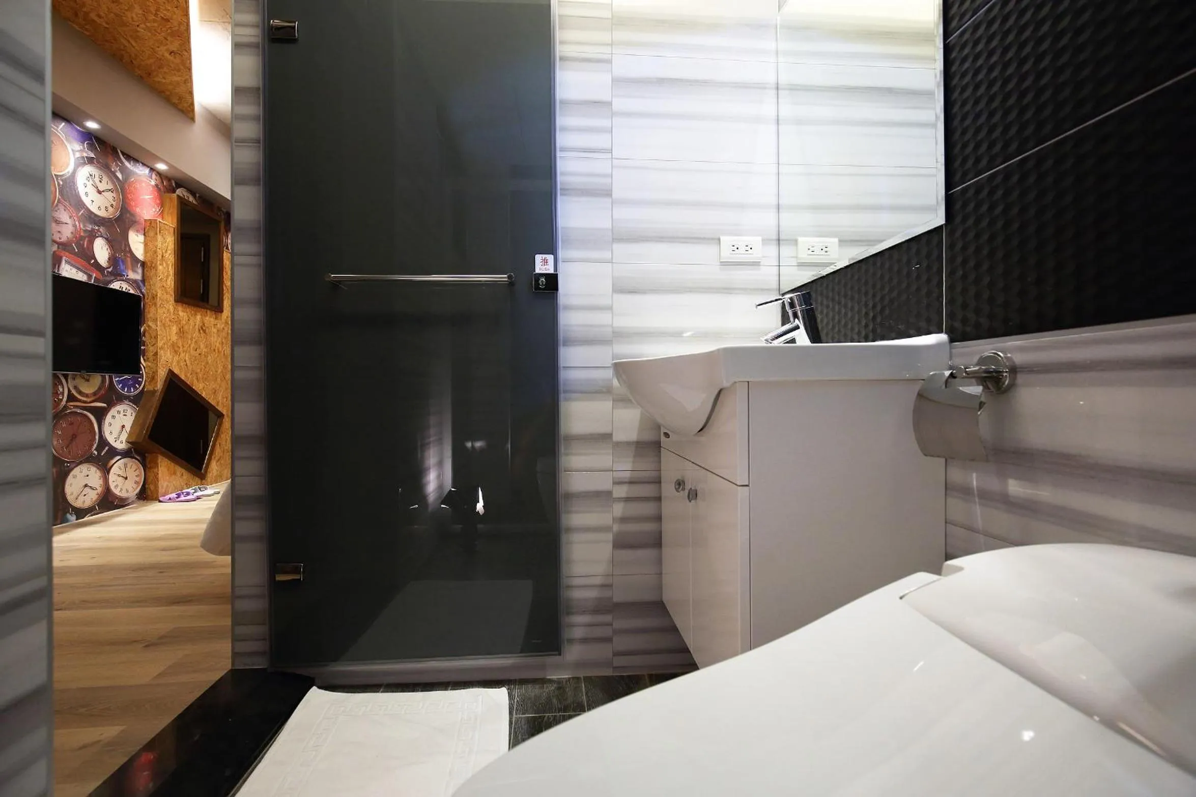 Bed in Buckingham Palace B&B