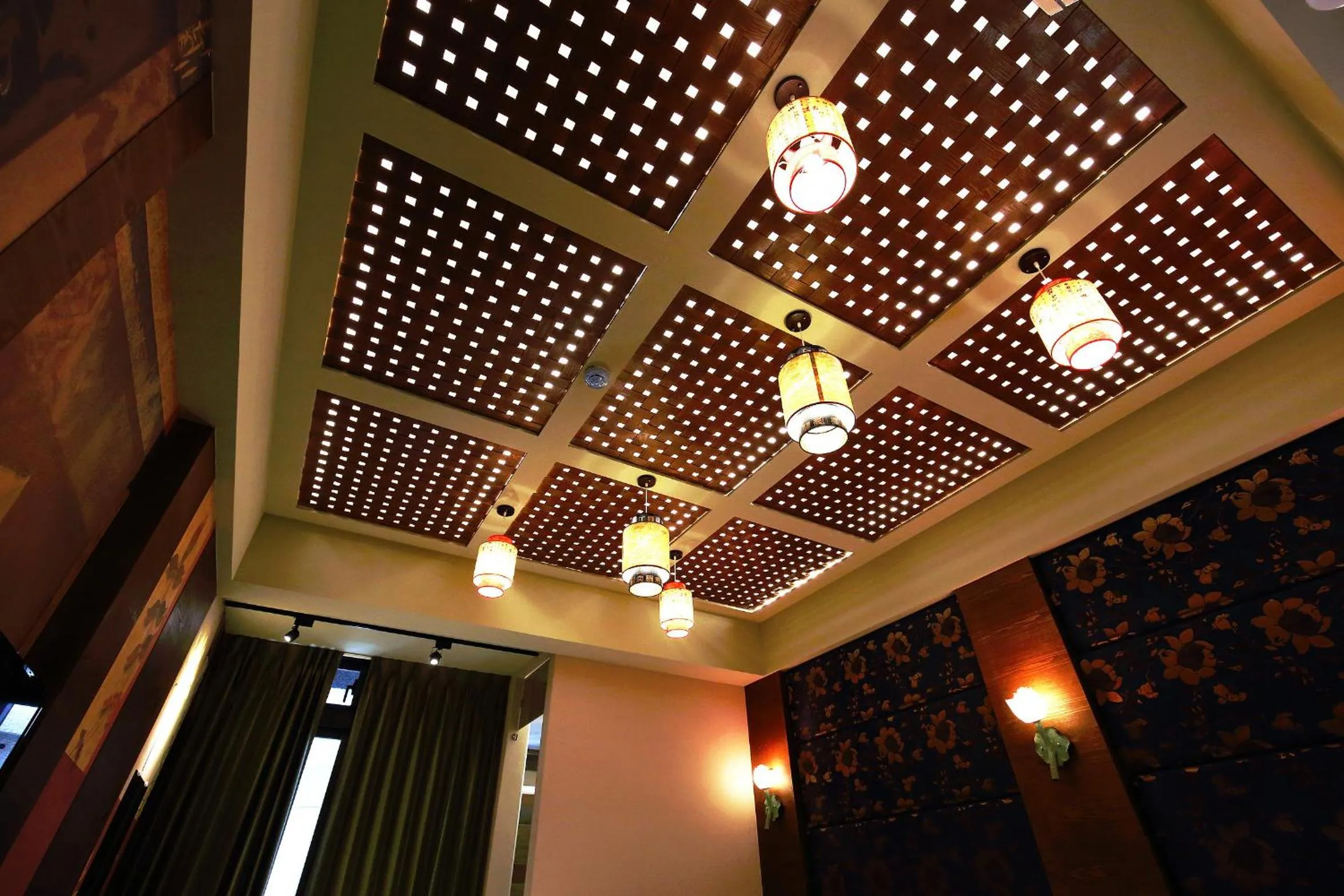 Decorative detail in Buckingham Palace B&B