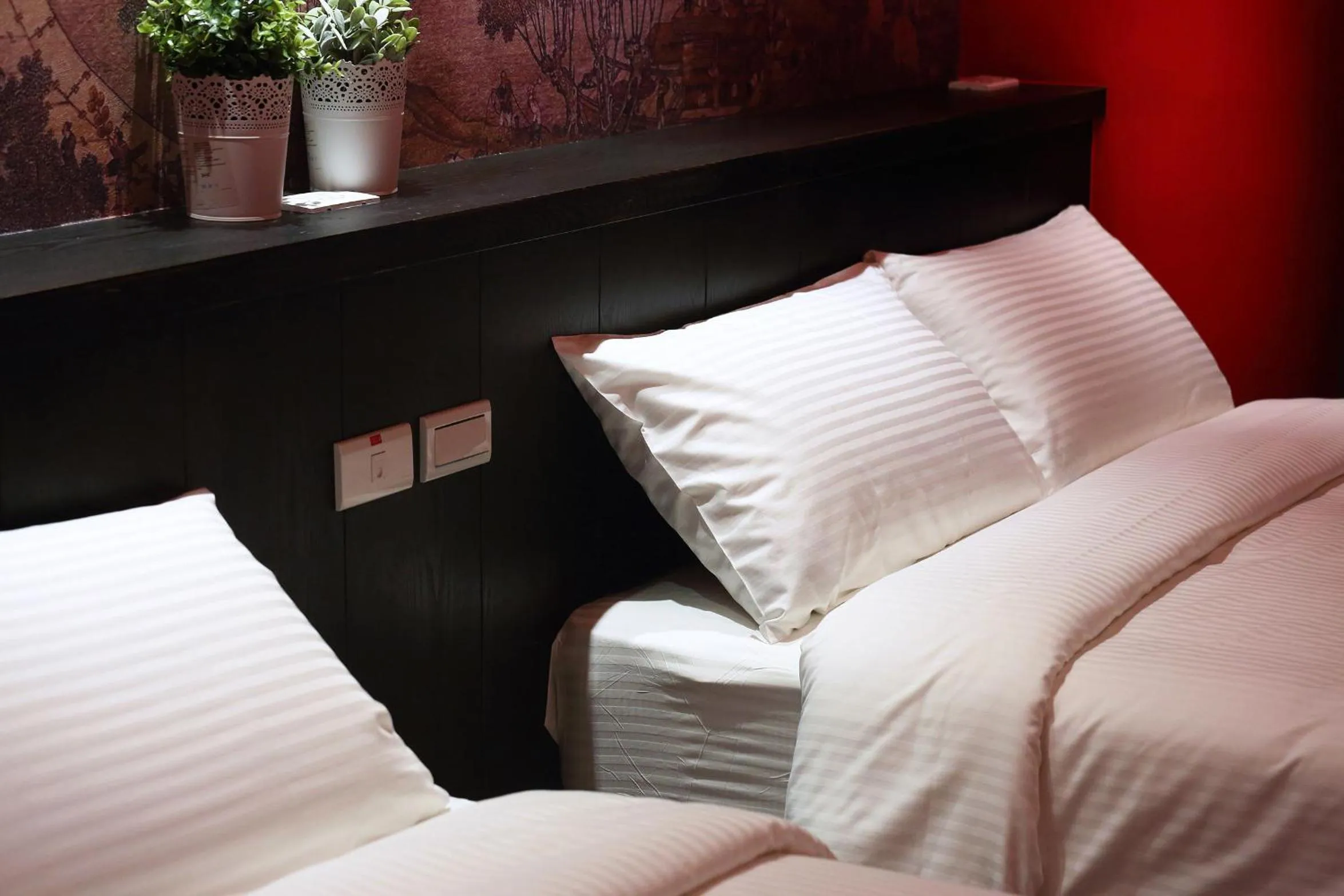 bunk bed, Bed in Buckingham Palace B&B