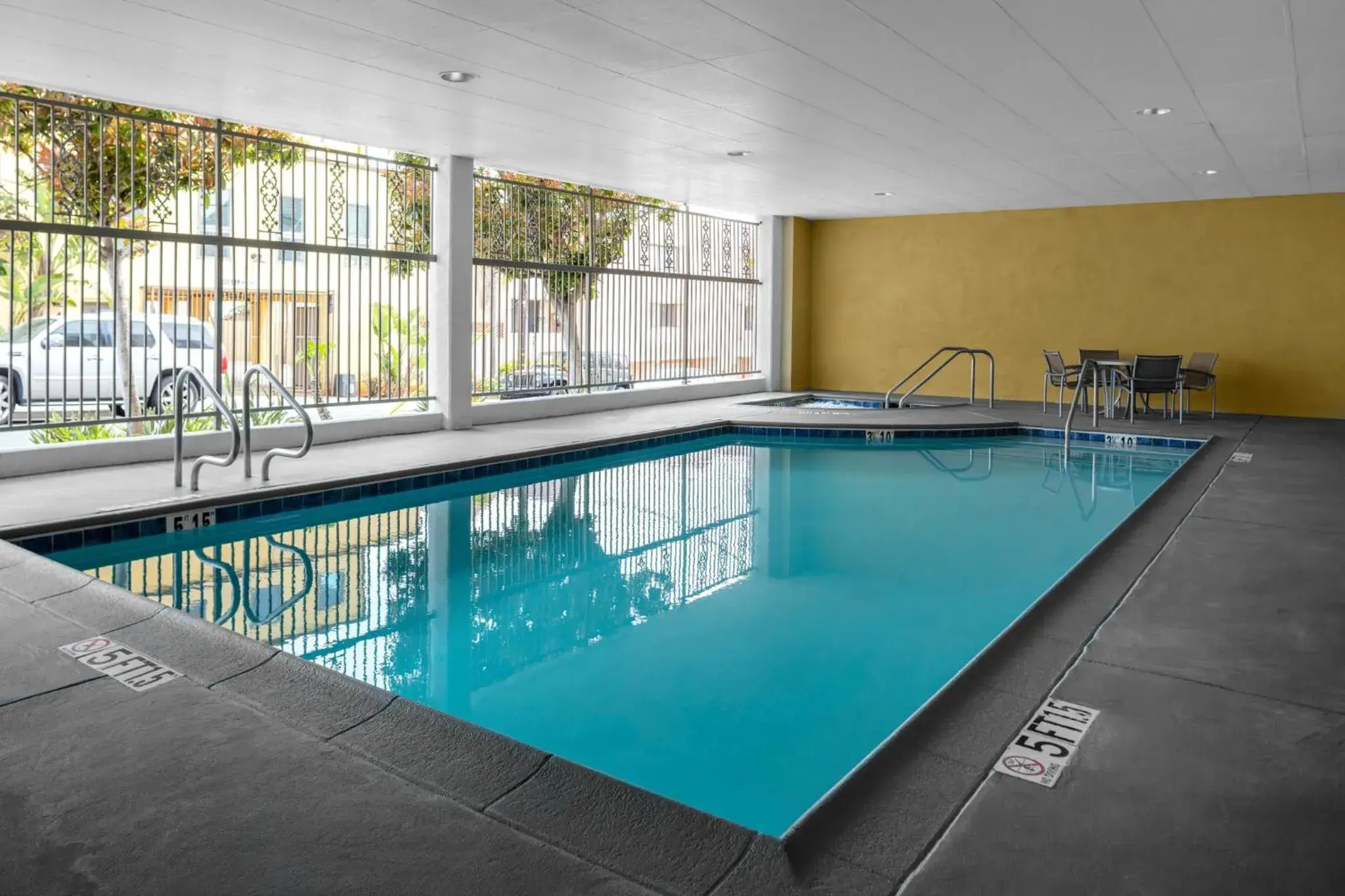 Swimming pool in Holiday Inn Express Hotel & Suites Hermosa Beach by IHG Swimming pool in Holiday Inn Express Hotel & Suites Hermosa Beach by IHG