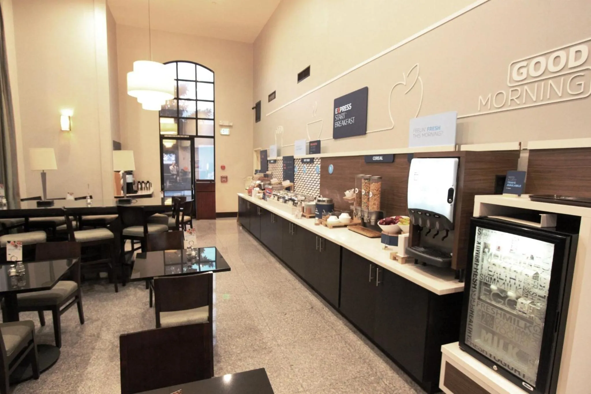 Breakfast in Holiday Inn Express Hotel & Suites Hermosa Beach by IHG