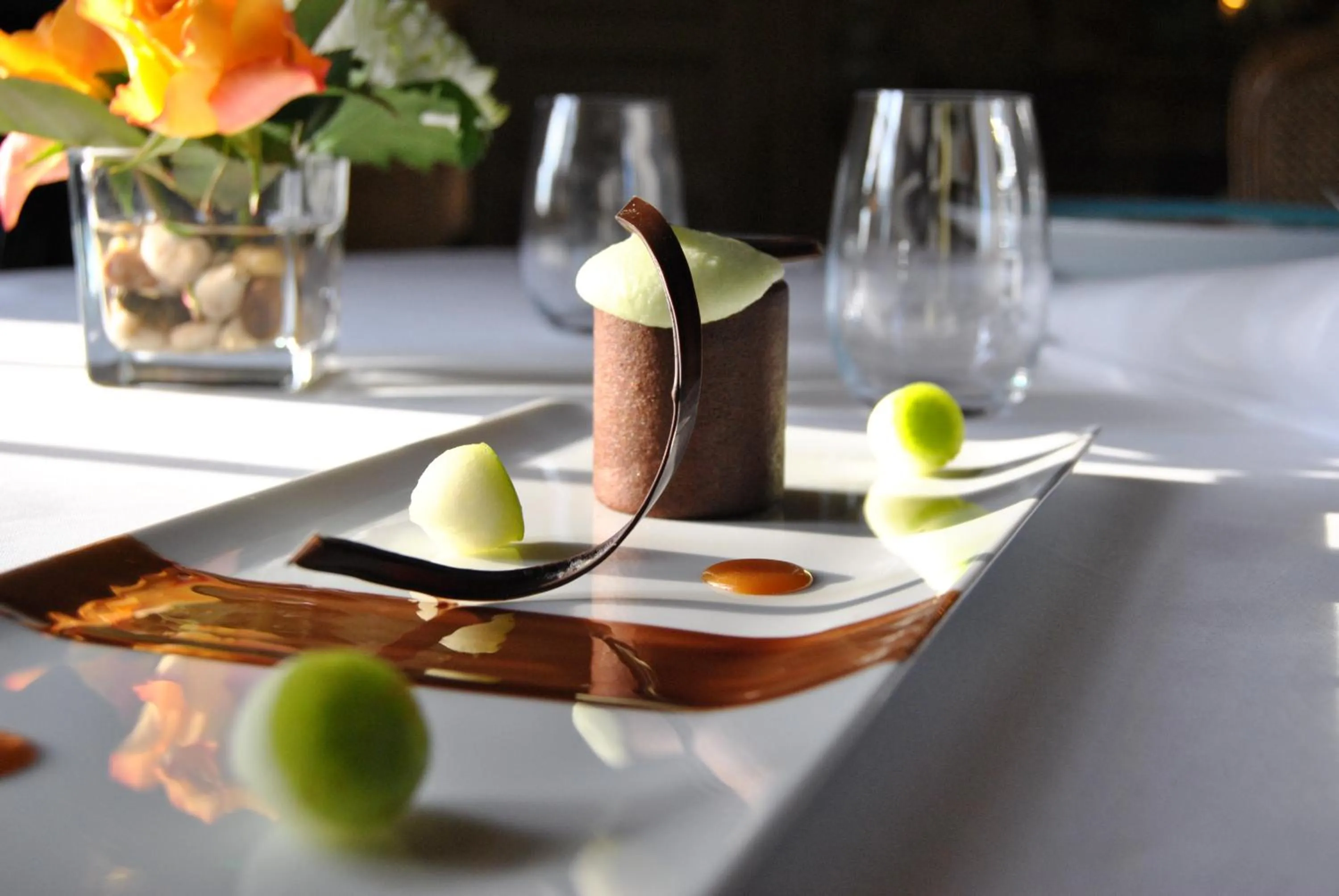 Restaurant/places to eat in Château D'Apigné Rennes