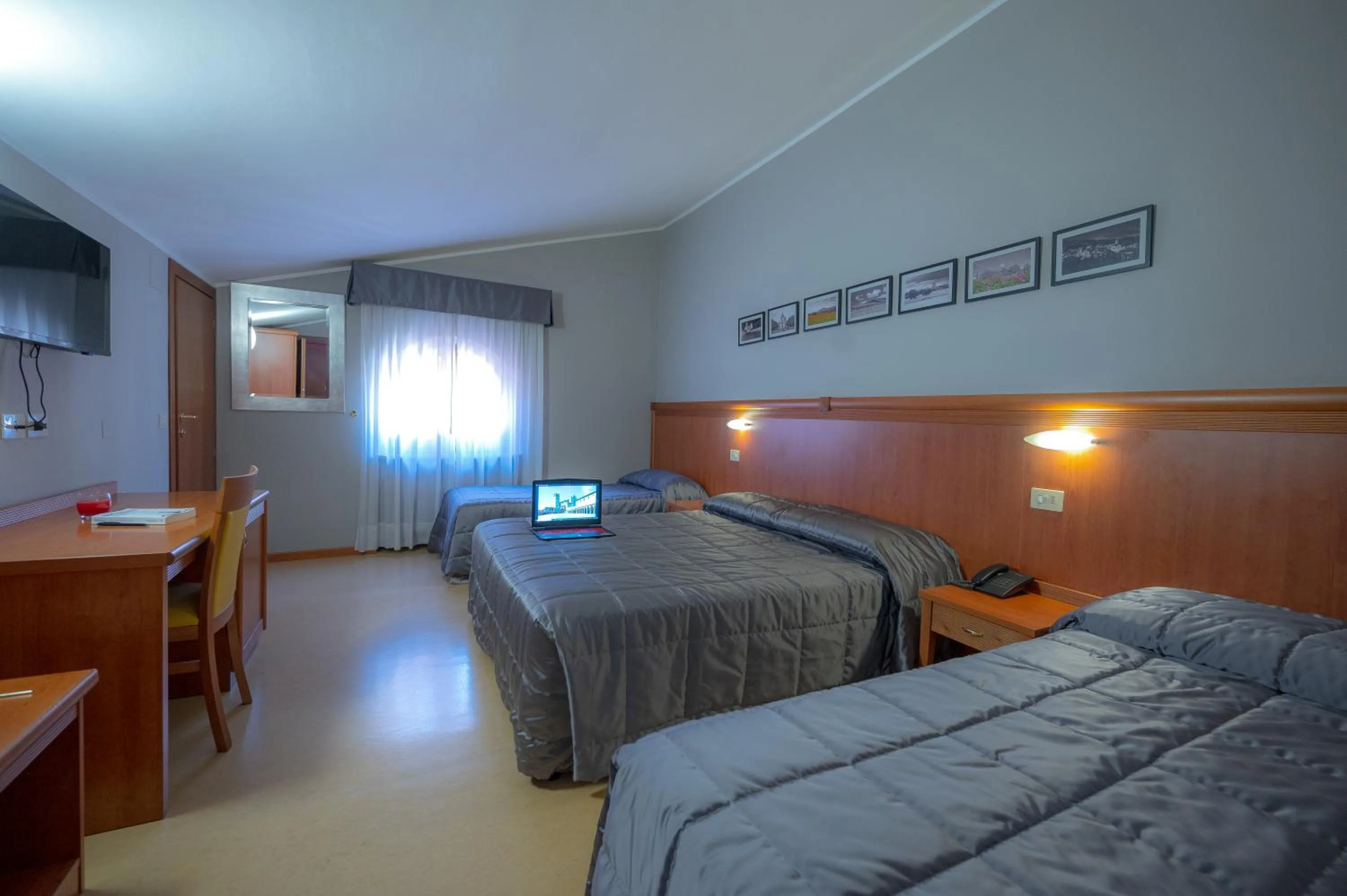 Photo of the whole room, Bed in Hotel Moderno