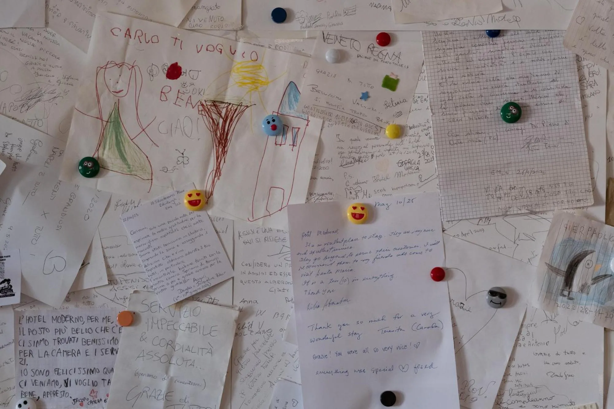 Decorative detail in Hotel Moderno