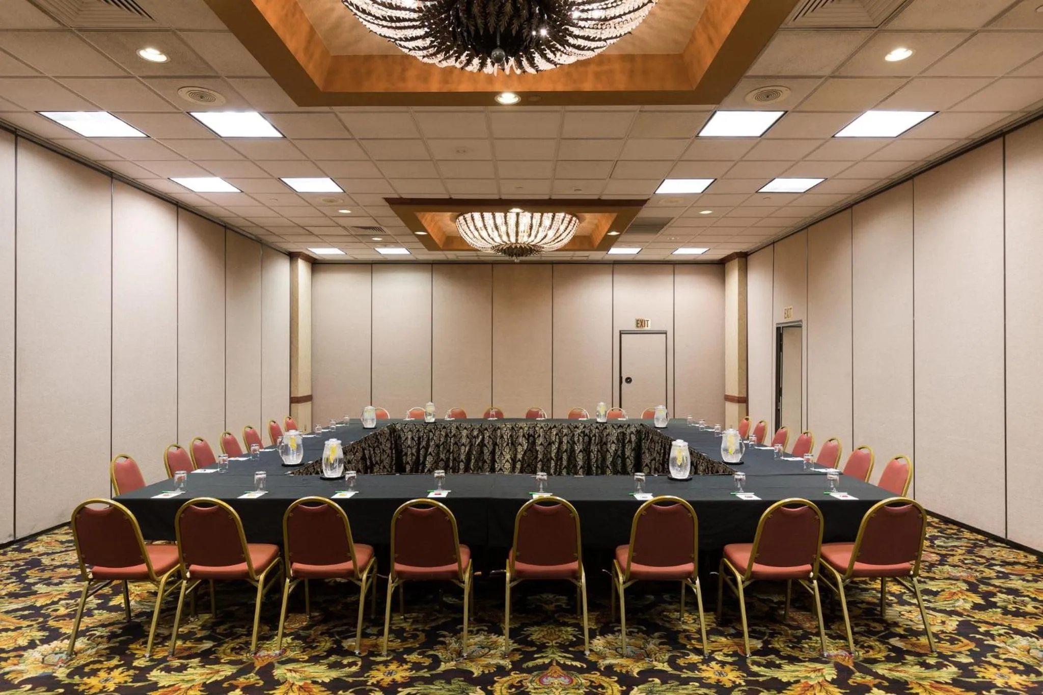 Meeting/conference room in Holiday Inn Sacramento Downtown-Arena by IHG