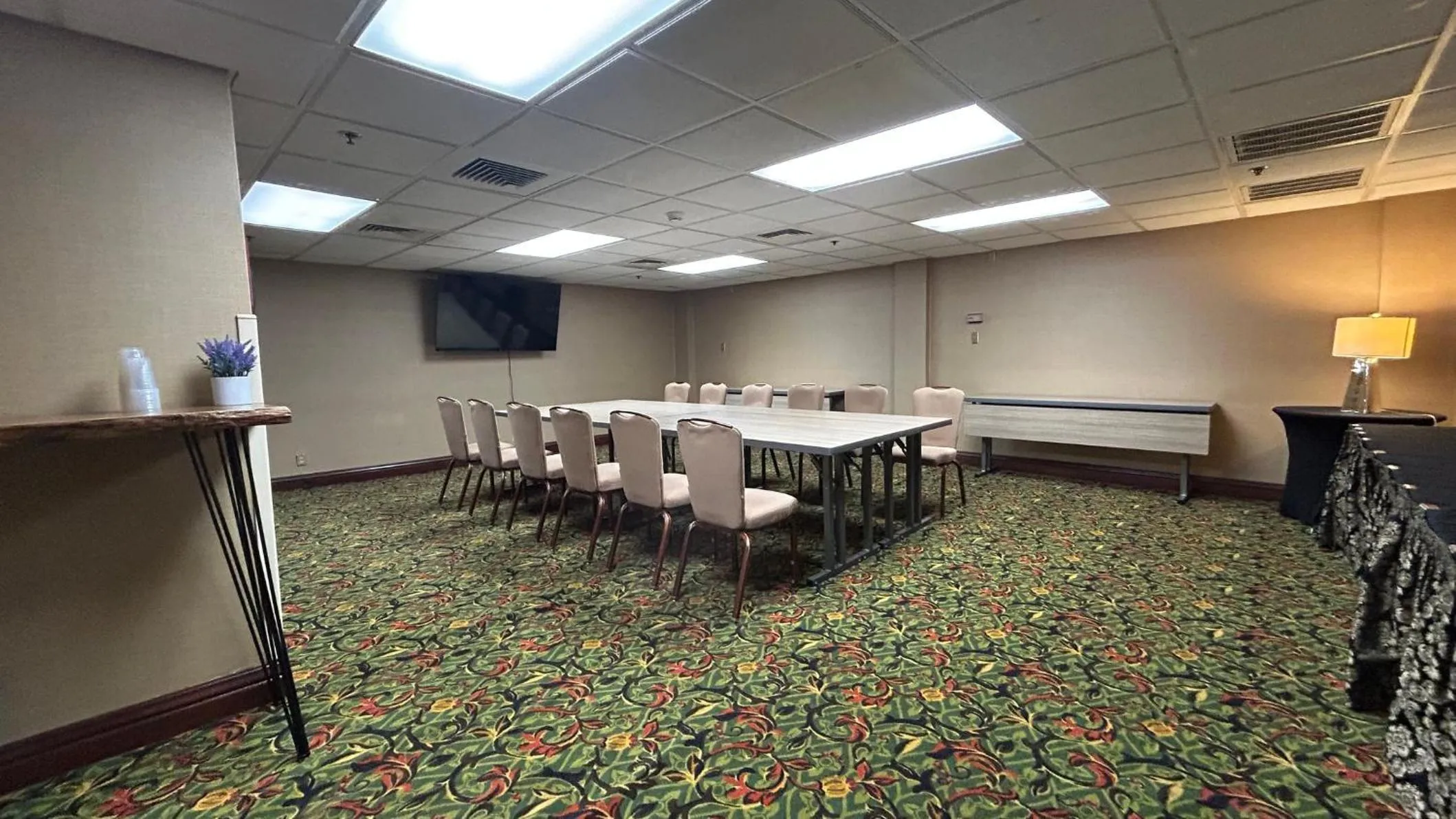 Meeting/conference room in Holiday Inn Sacramento Downtown-Arena by IHG