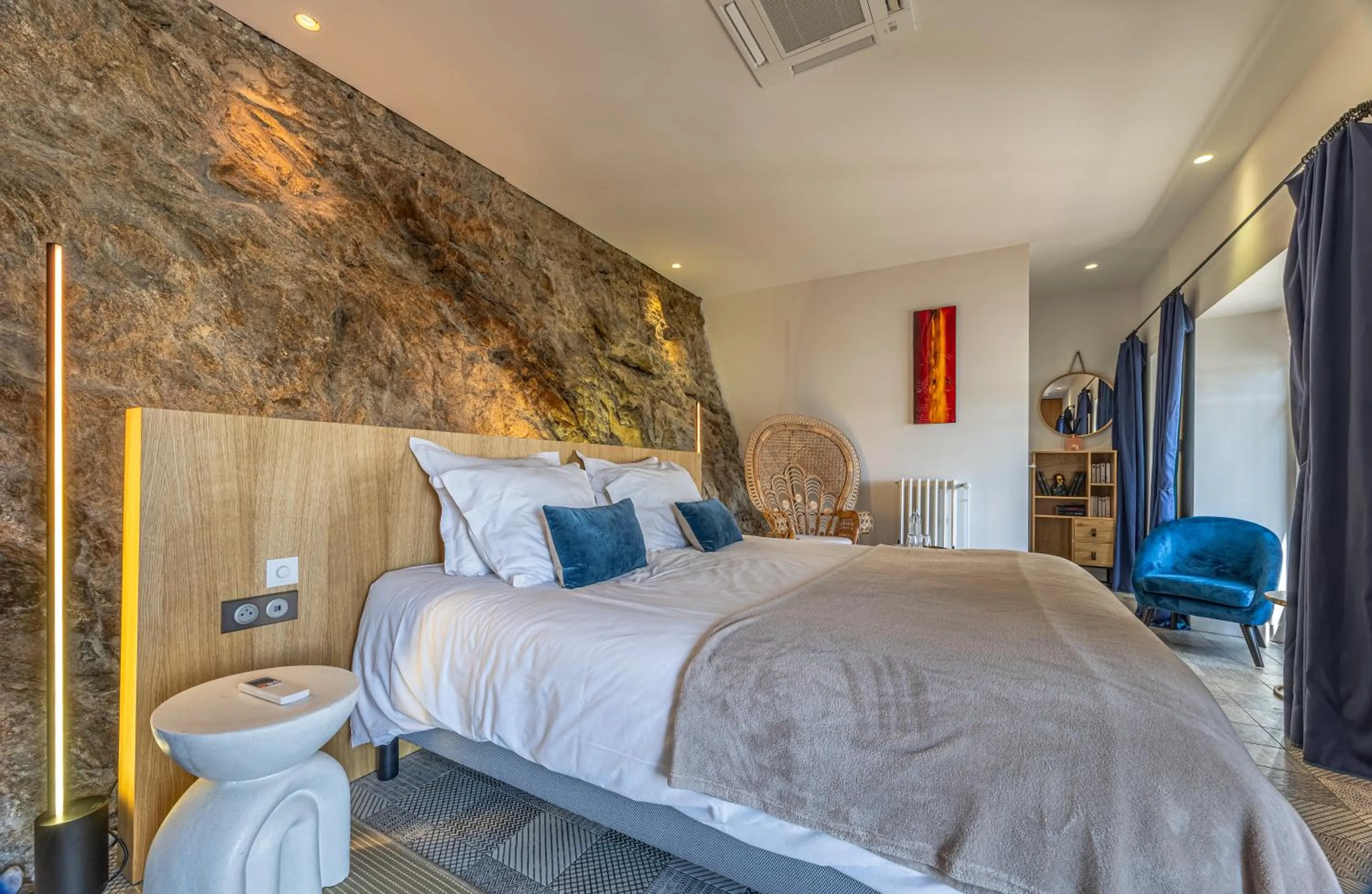 Bed in Restaurant Hotel Didier Méril