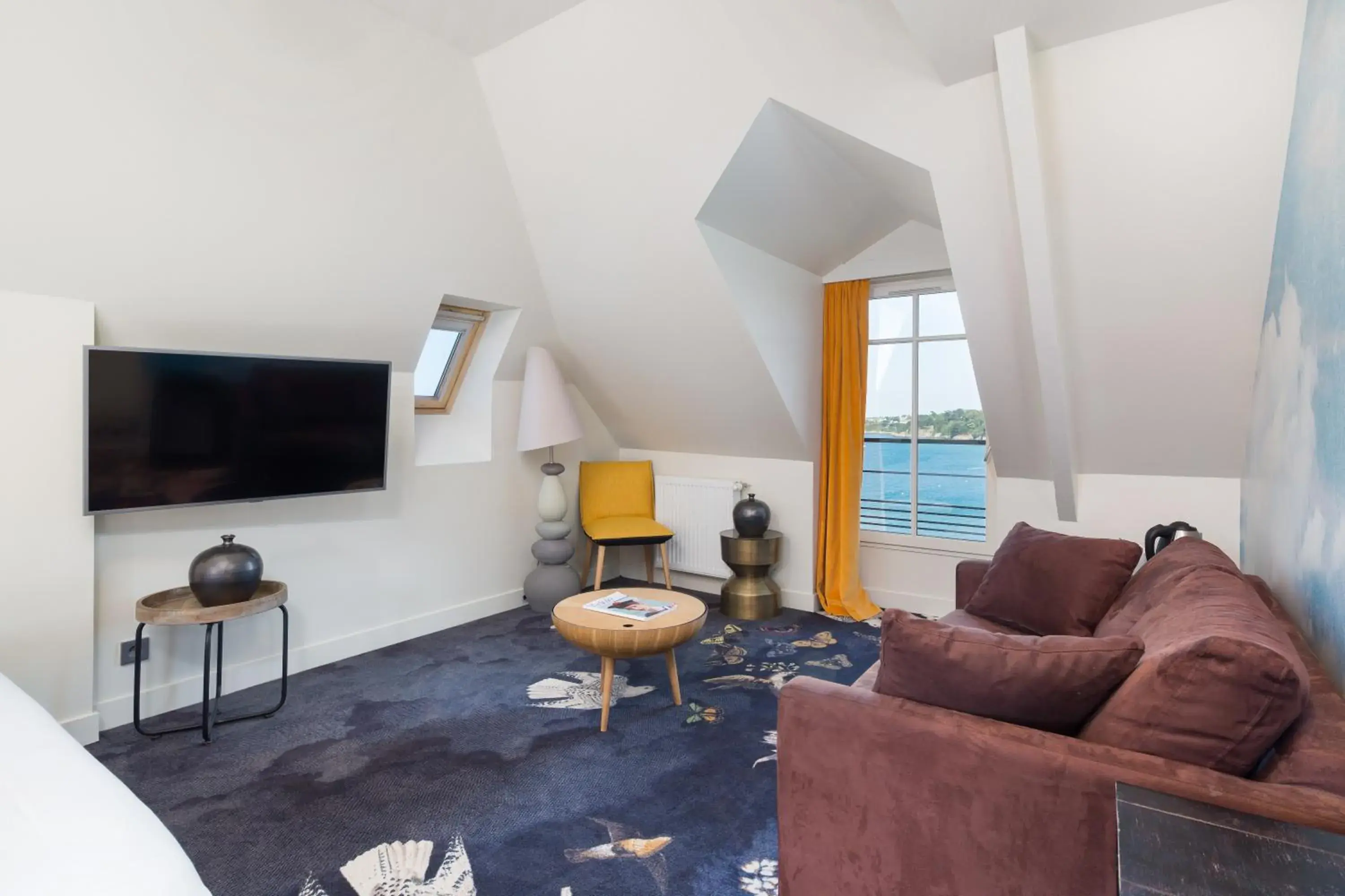 Double Room with Sitting Area in Restaurant Hotel Didier Méril Double Room with Sitting Area in Restaurant Hotel Didier Méril