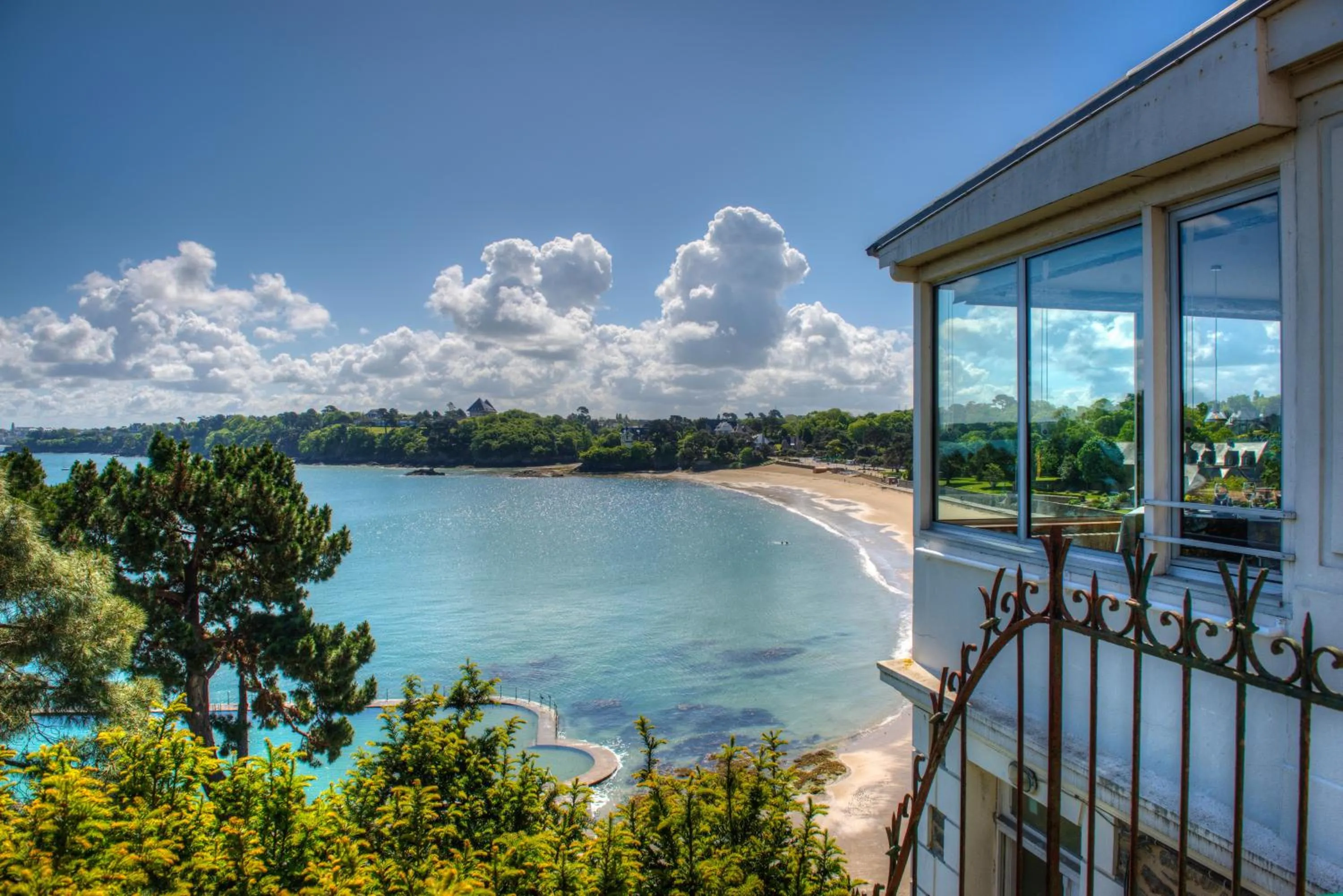 Beach in Restaurant Hotel Didier Méril