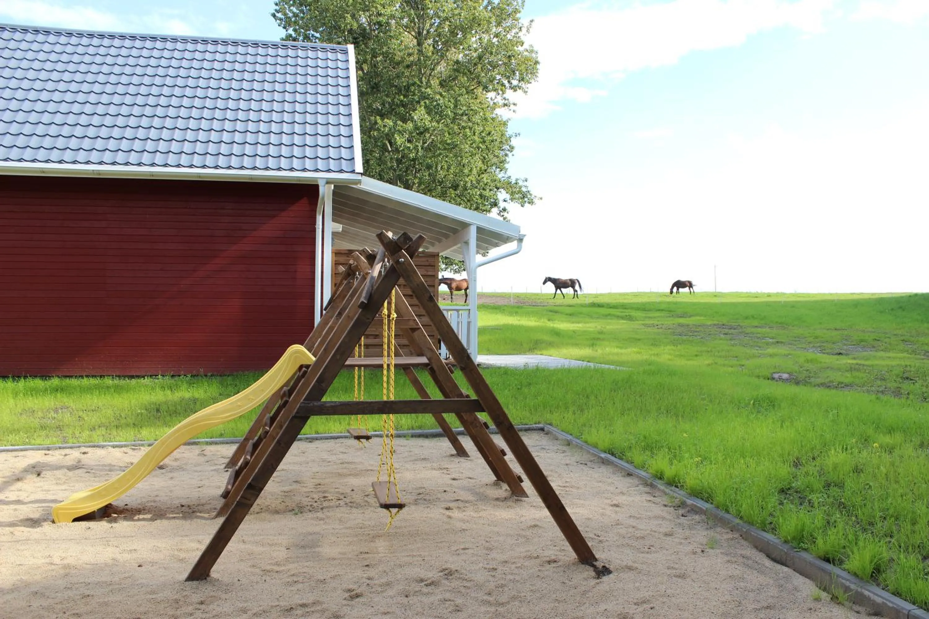 Children play ground in Agroturystyka - Stajnia Bursztynowa