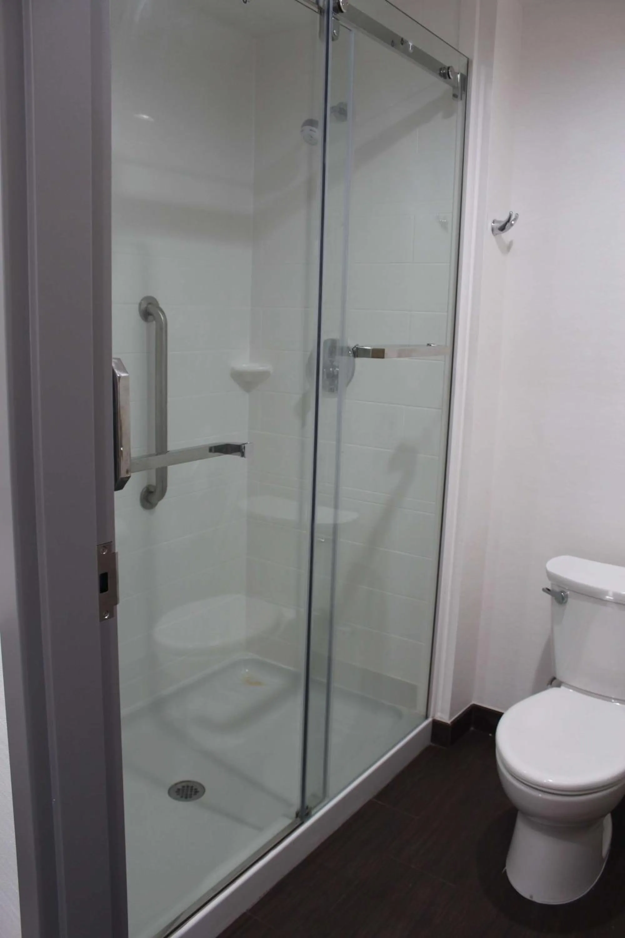 Bathroom in Hampton Inn & Suites Guthrie, OK