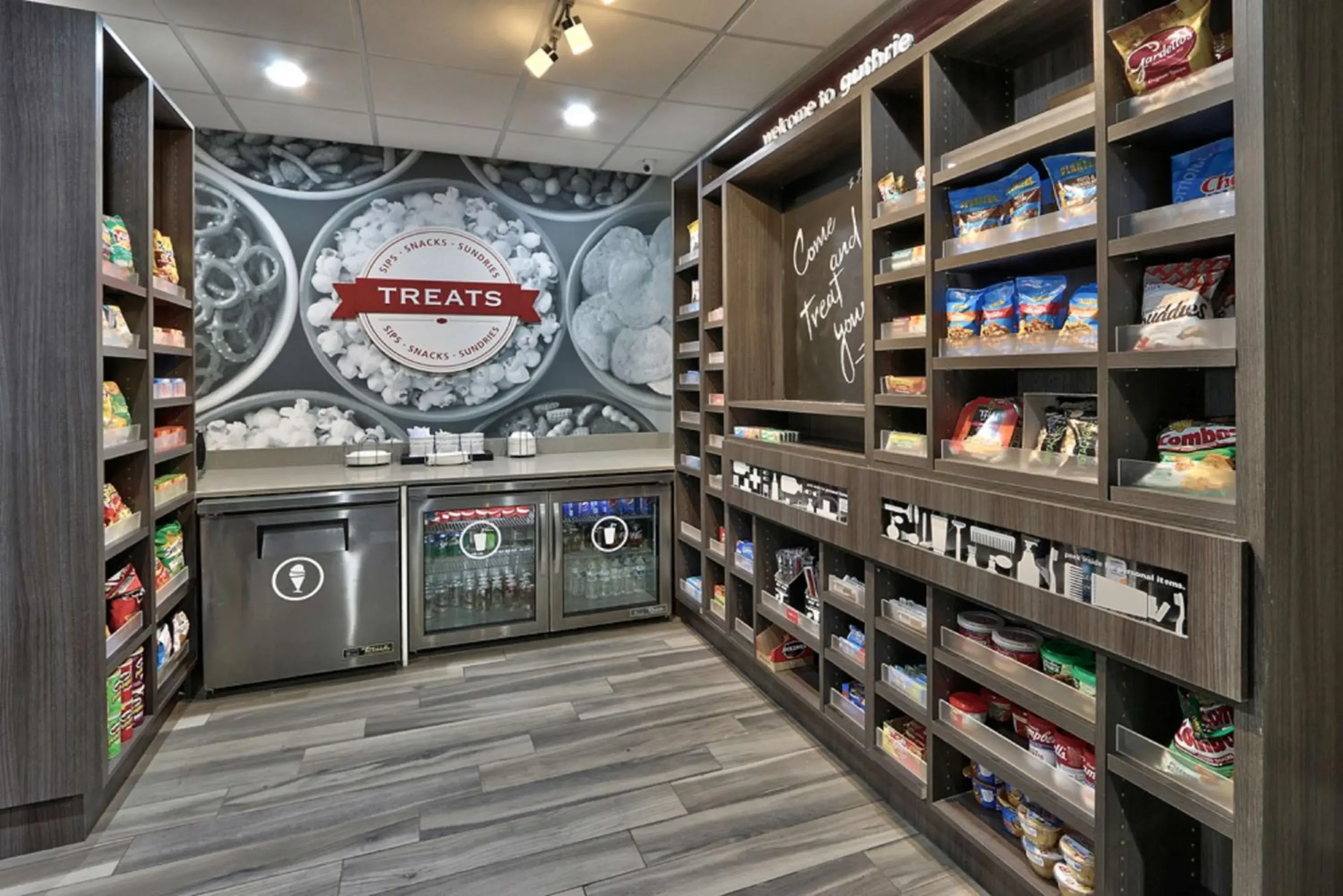 Restaurant/places to eat in Hampton Inn & Suites Guthrie, OK Restaurant/places to eat in Hampton Inn & Suites Guthrie, OK