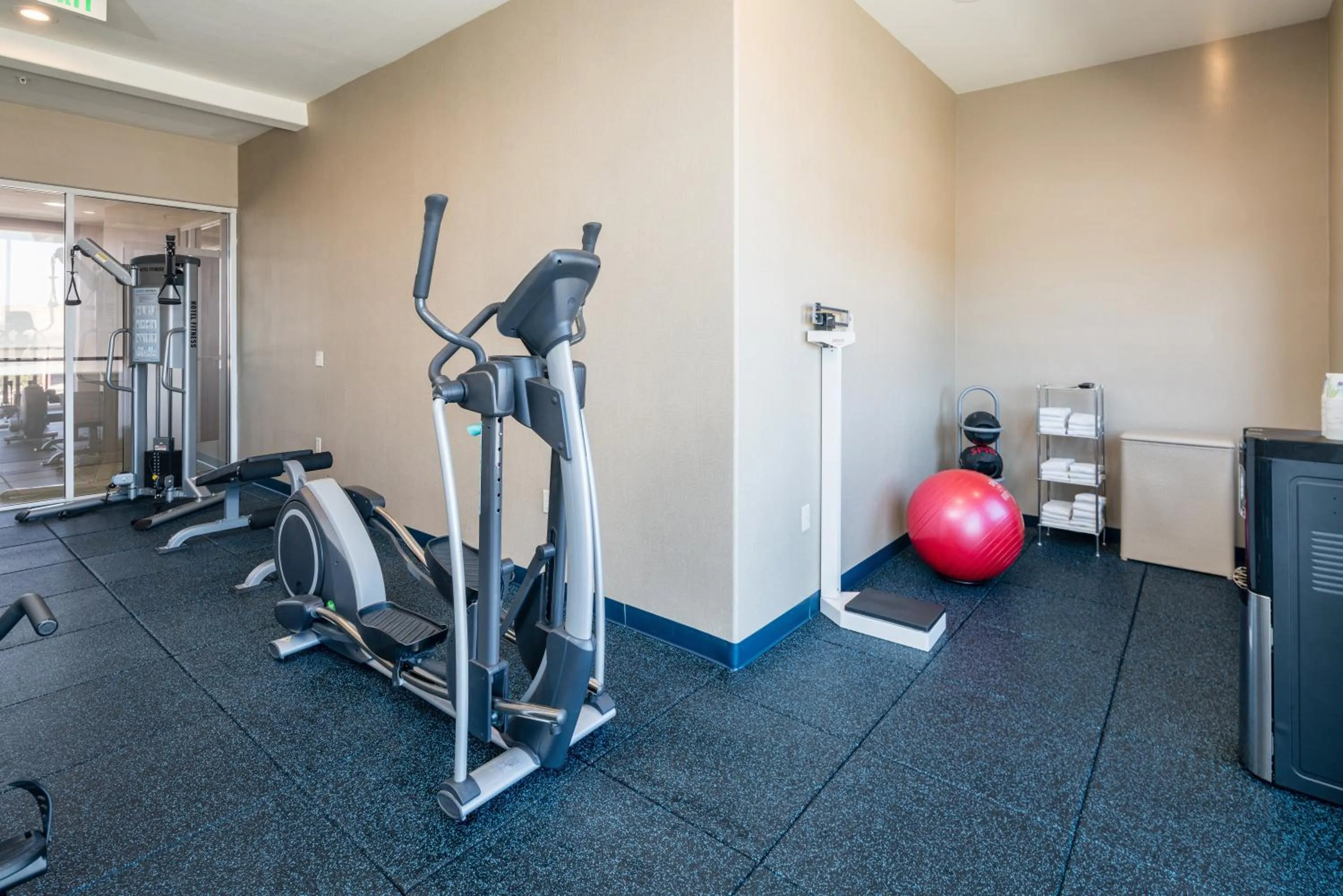 Fitness centre/facilities in Holiday Inn Express & Suites Santa Clara by IHG