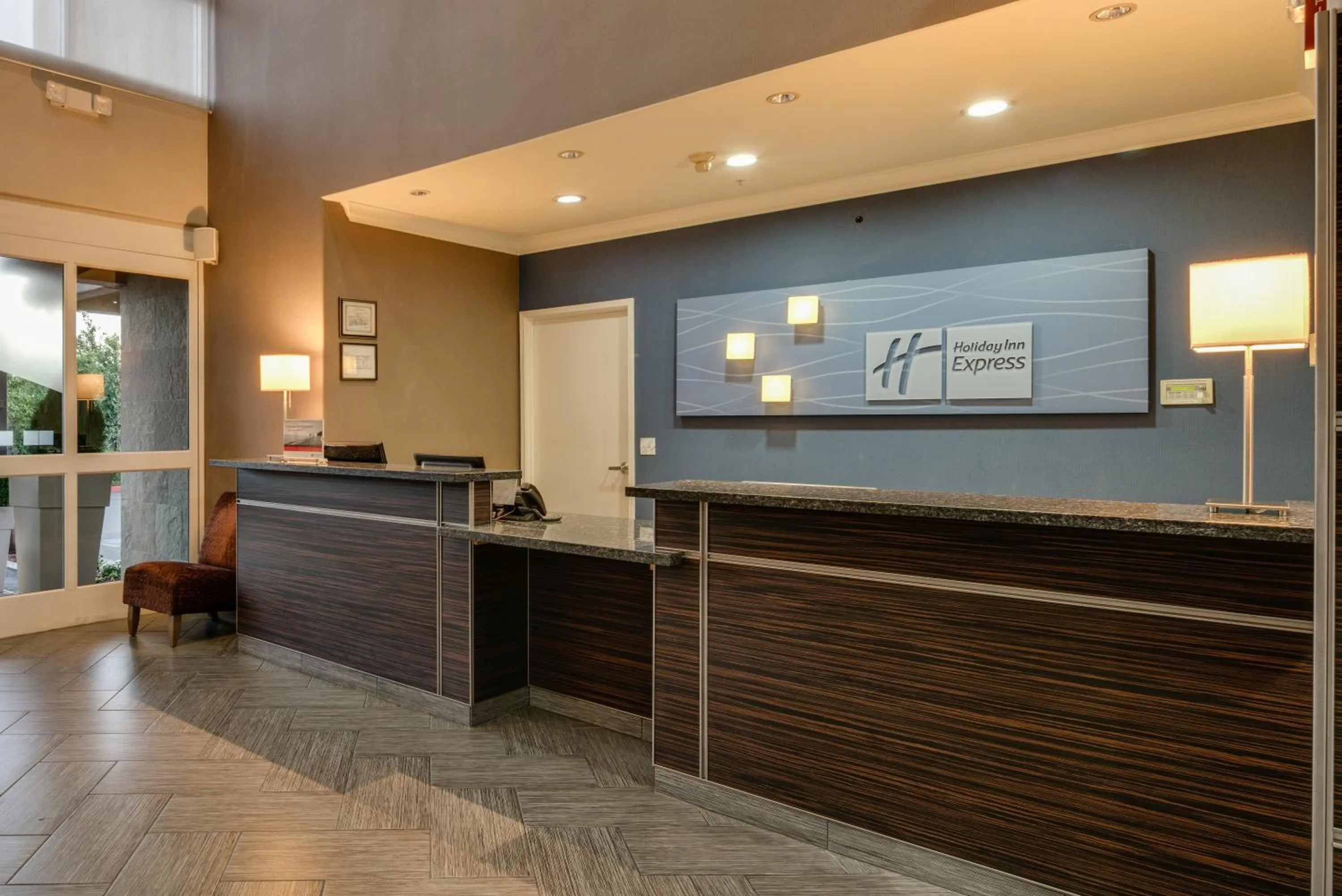Property building in Holiday Inn Express & Suites Santa Clara by IHG
