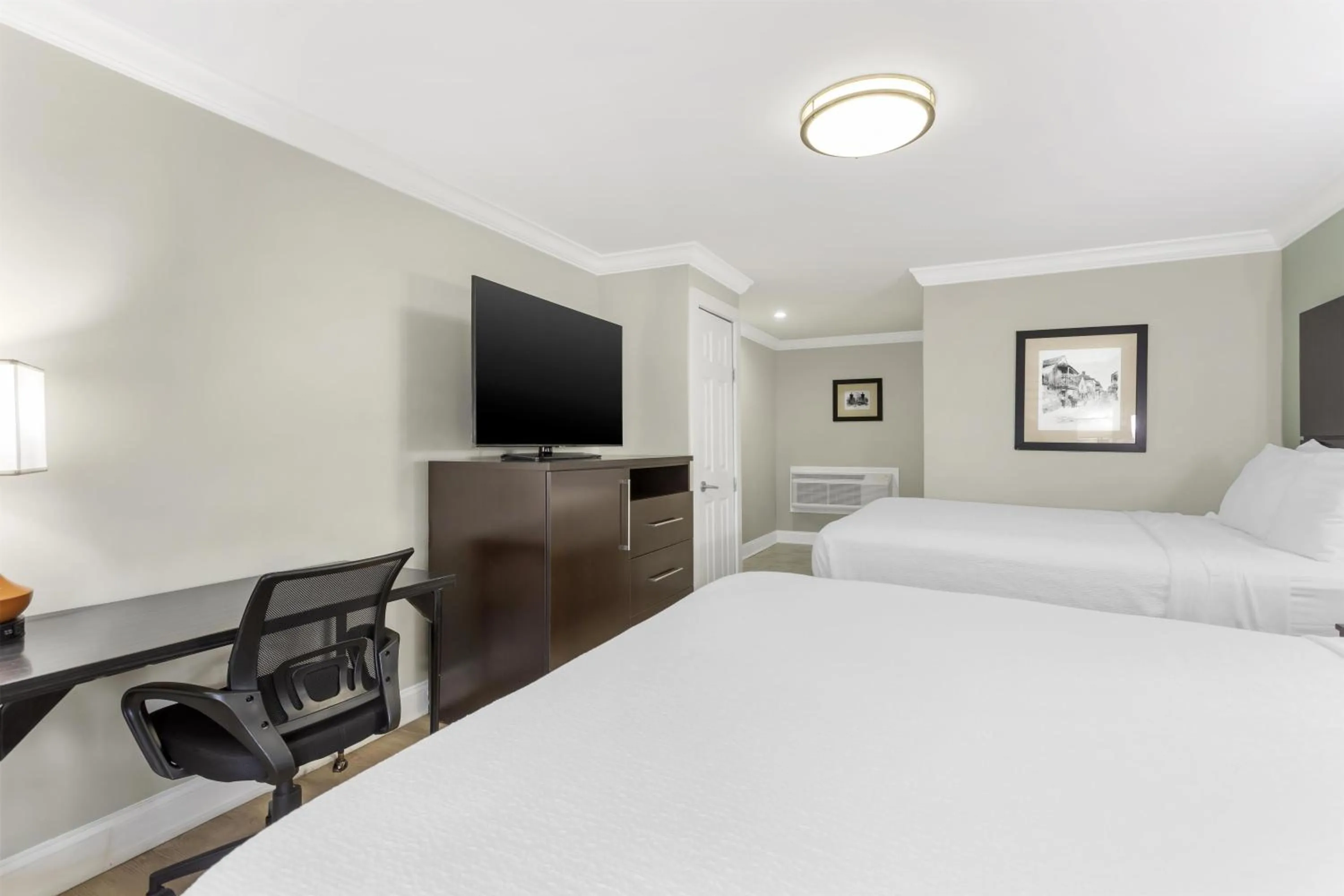 Bedroom, Bed in Best Western Historic Bayfront