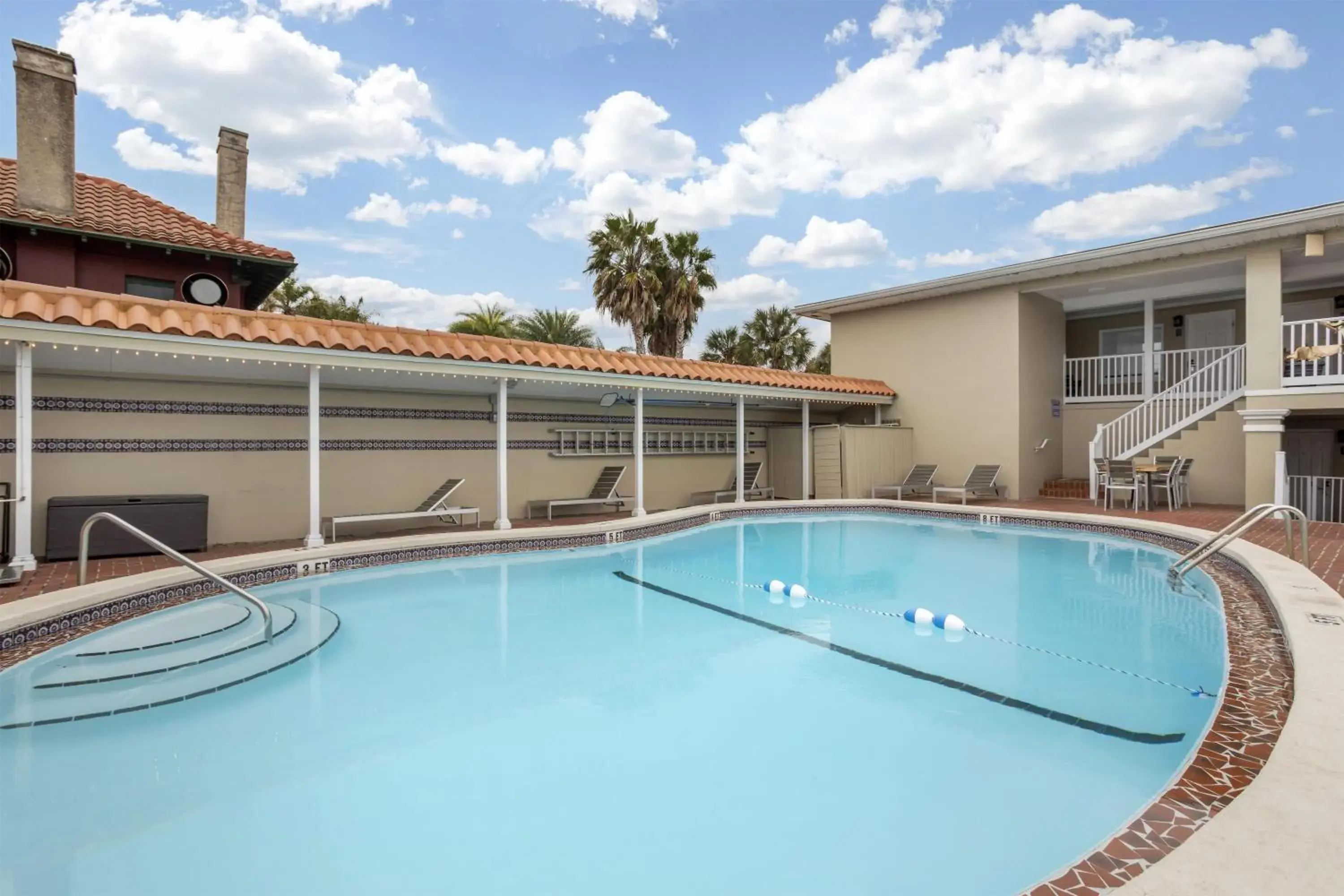 Pool view in Best Western Historic Bayfront Pool view in Best Western Historic Bayfront